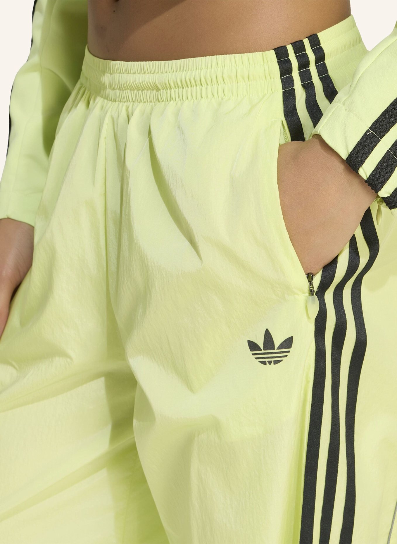 adidas Originals TEAMGEIST TRAININGSHOSE: SCHWARZ