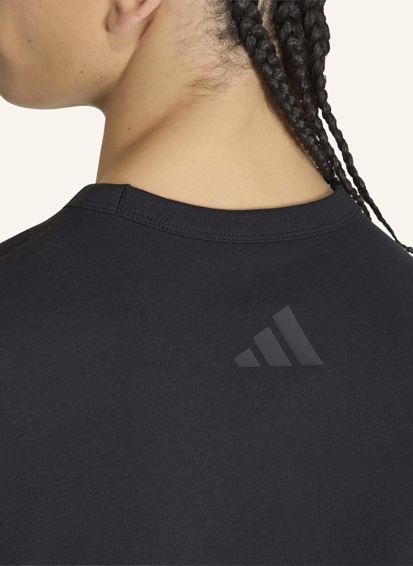 adidas SOFT LUX GRAFIK T-SHIRT: SCHWARZ