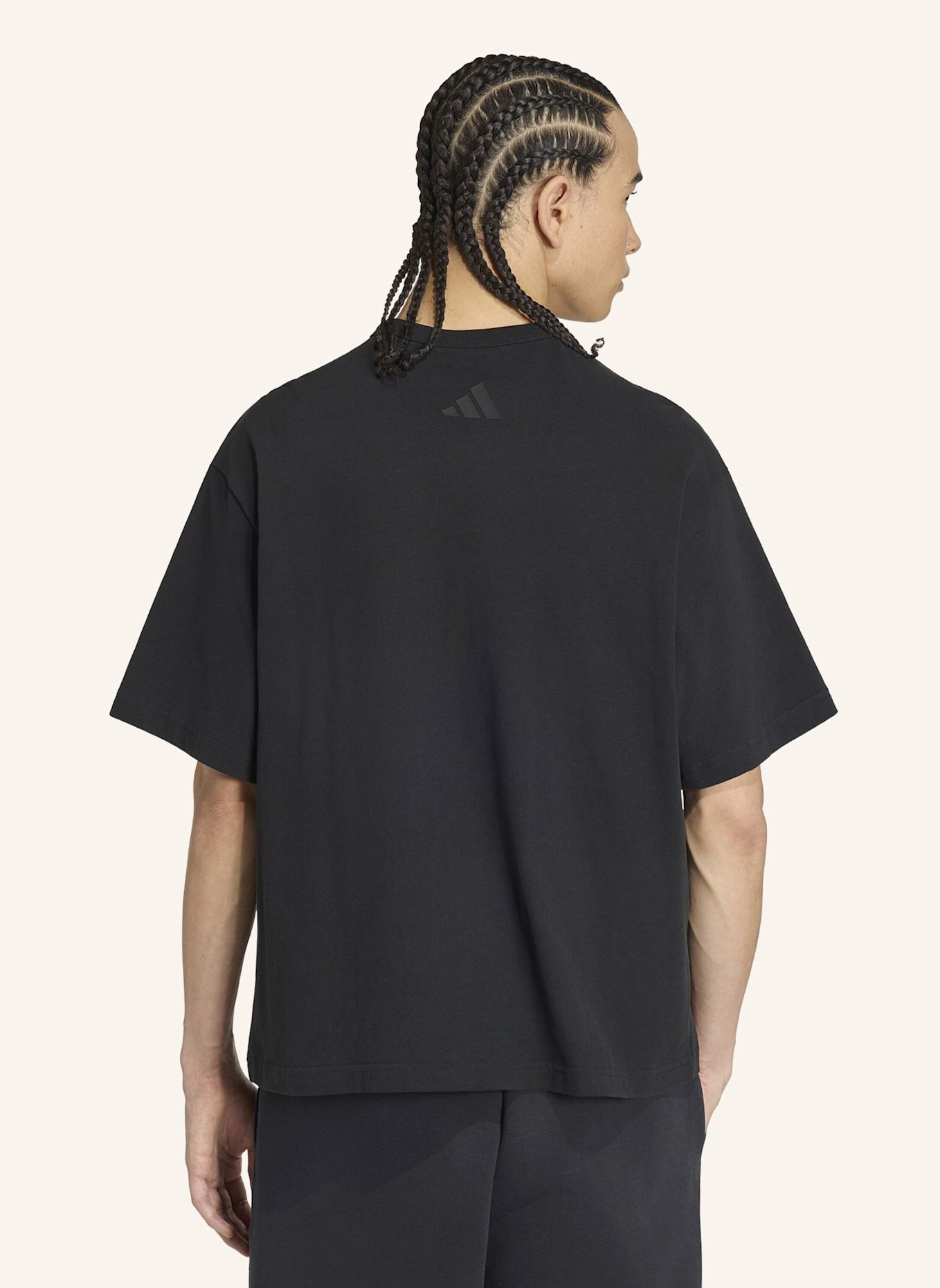 adidas SOFT LUX GRAFIK T-SHIRT: SCHWARZ