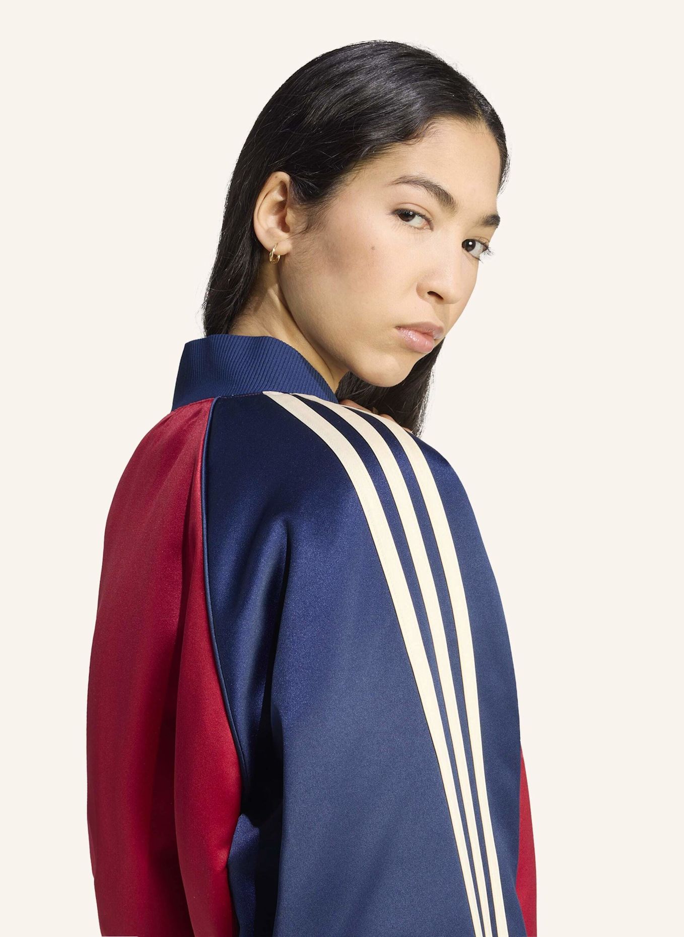 adidas Originals SATIN SST BOMBERJACKE: ROT / BLAU / CREME