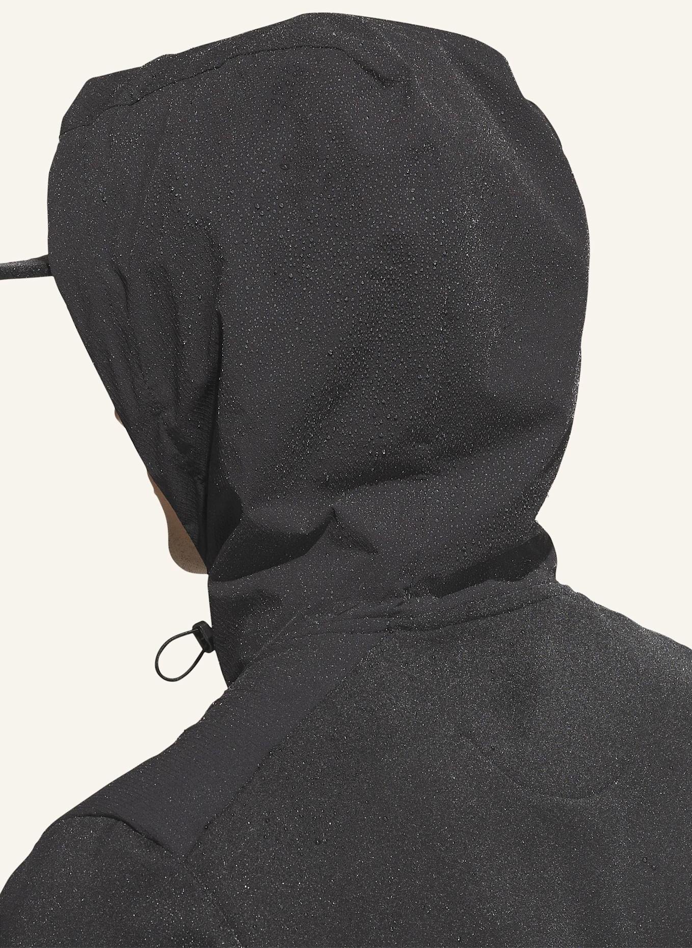 adidas ULTIMATE365+ COURSE CONTROL ANORAK, ABGESTEPPT: SCHWARZ