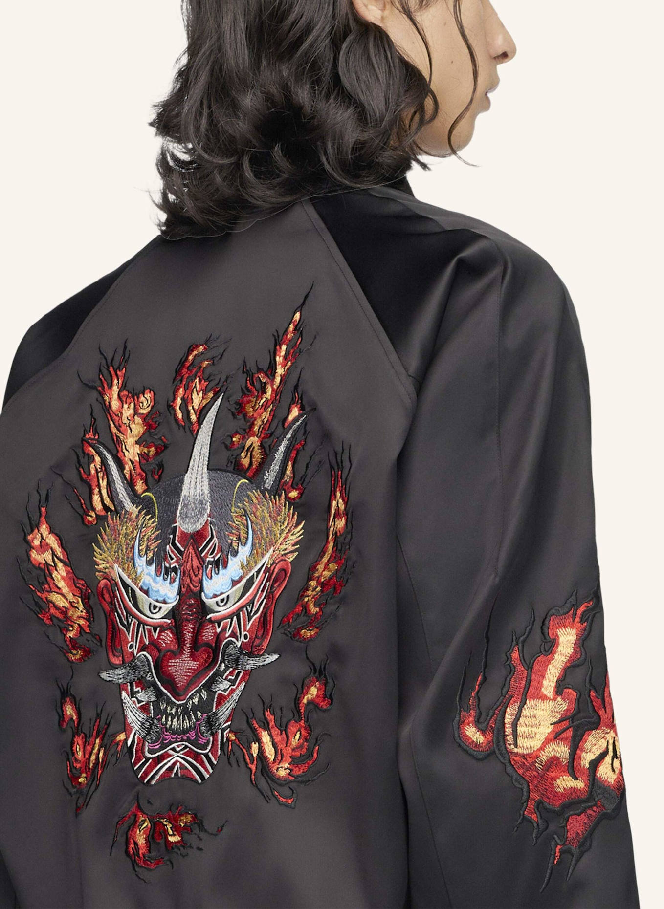 Y-3 Y-3 EMBROIDERED GRAPHIC SATIN SOUVENIR JACKET: SCHWARZ