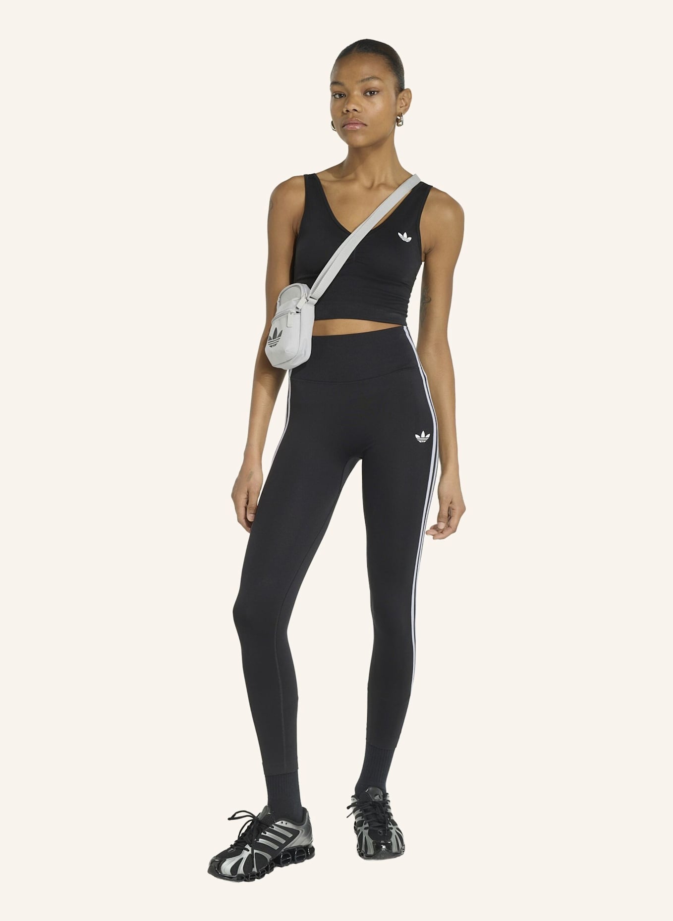 adidas Originals ESSENTIALS 3-STREIFEN LEGGINGS, NAHTLOS: SCHWARZ