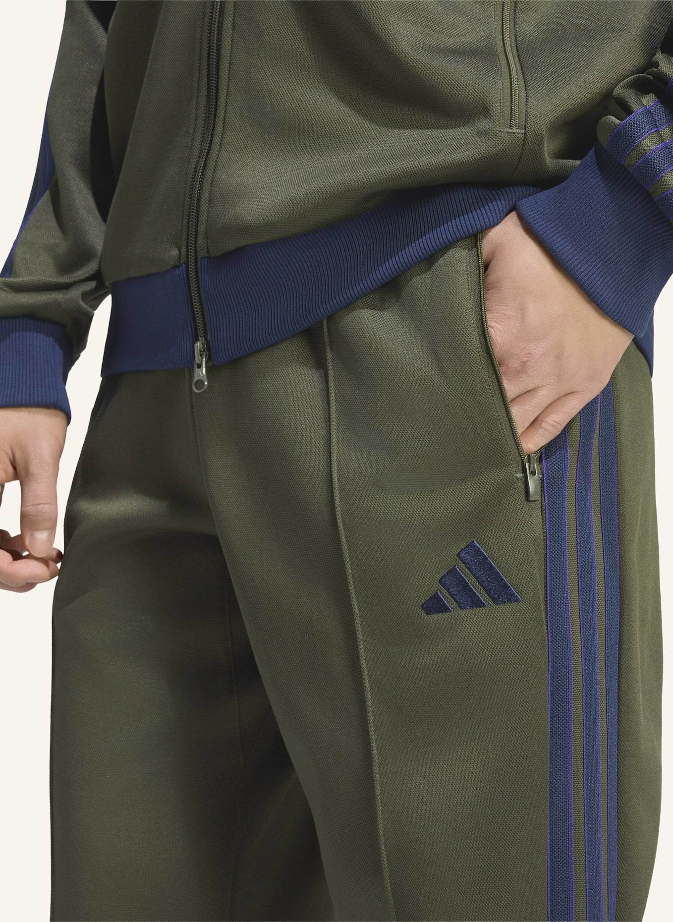 adidas STADIUM TRAININGSHOSE, PIKEE, REGULÄR GESCHNITTEN, OFFENER SAUM: SCHWARZ