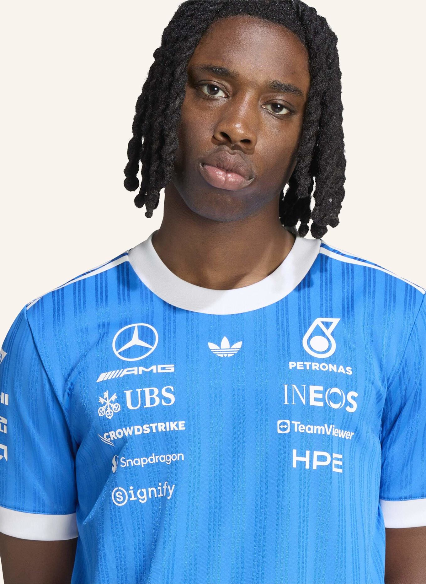 adidas MERCEDES AMG PETRONAS FORMEL 1 TEAM BLUE WONDER AUTHENTIC DRIVER TRIKOT: BLAU