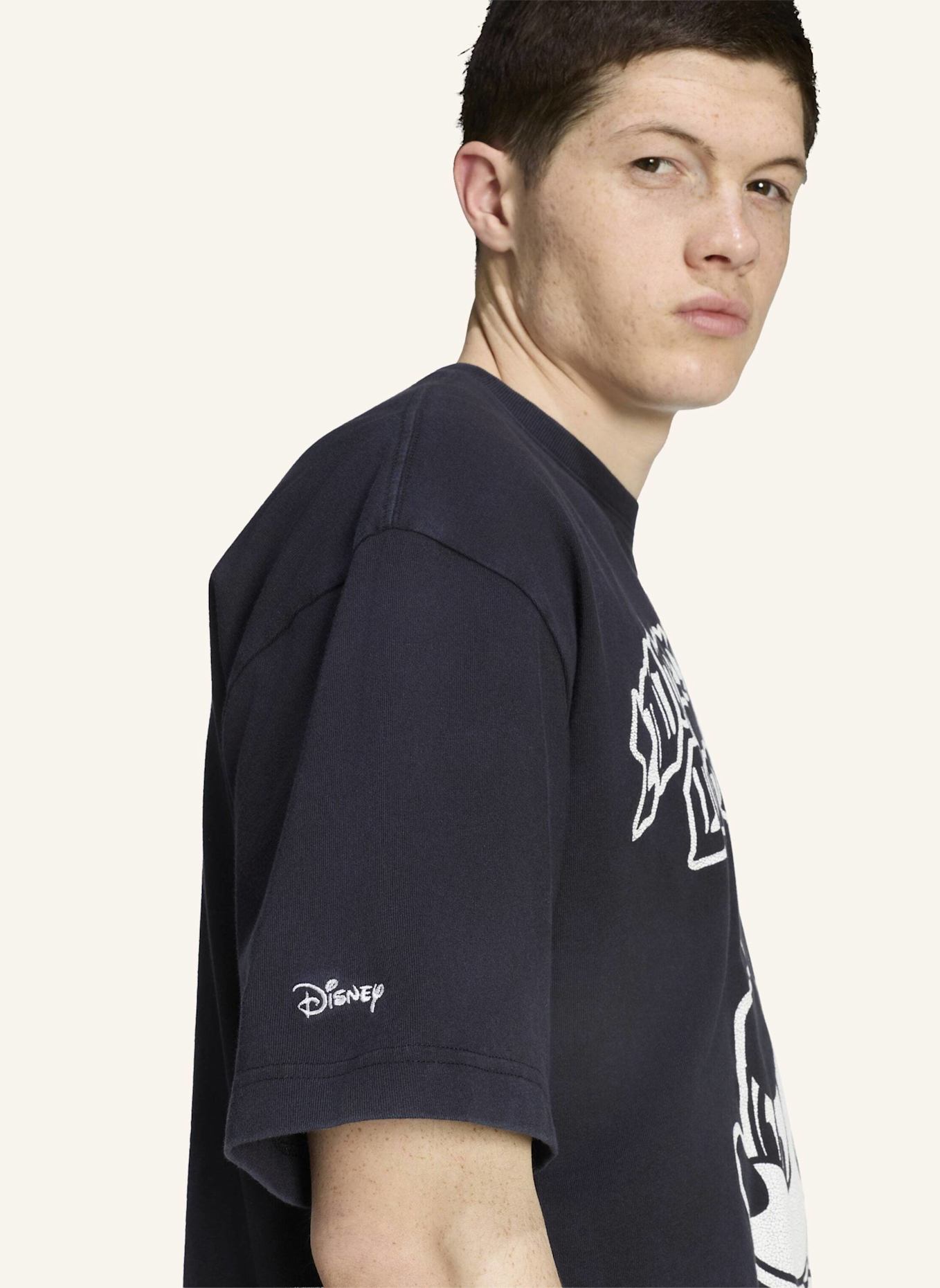 adidas Originals ADIDAS DISNEY MICKY MAUS DREAMS T-SHIRT: SCHWARZ