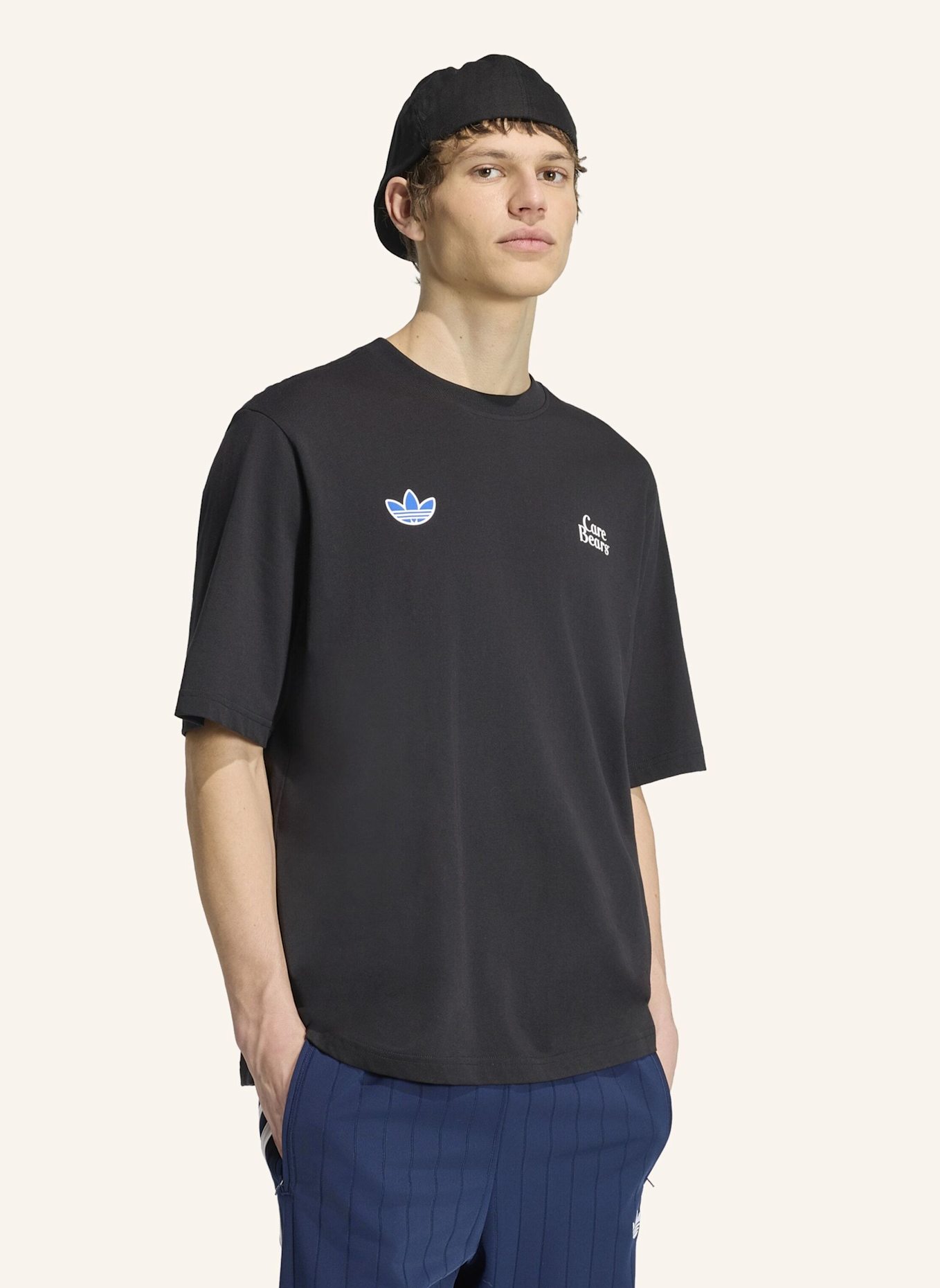 adidas Originals CARE BEAR OS T-SHIRT: SCHWARZ