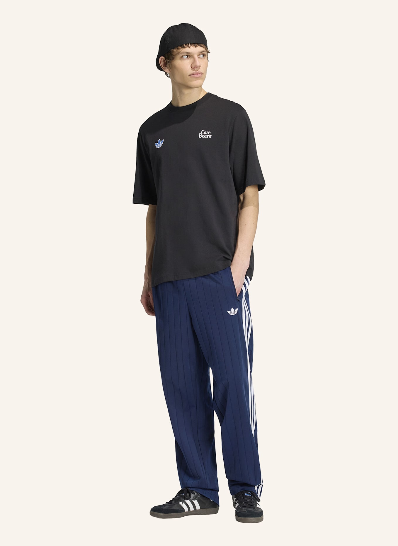 adidas Originals CARE BEAR OS T-SHIRT: SCHWARZ