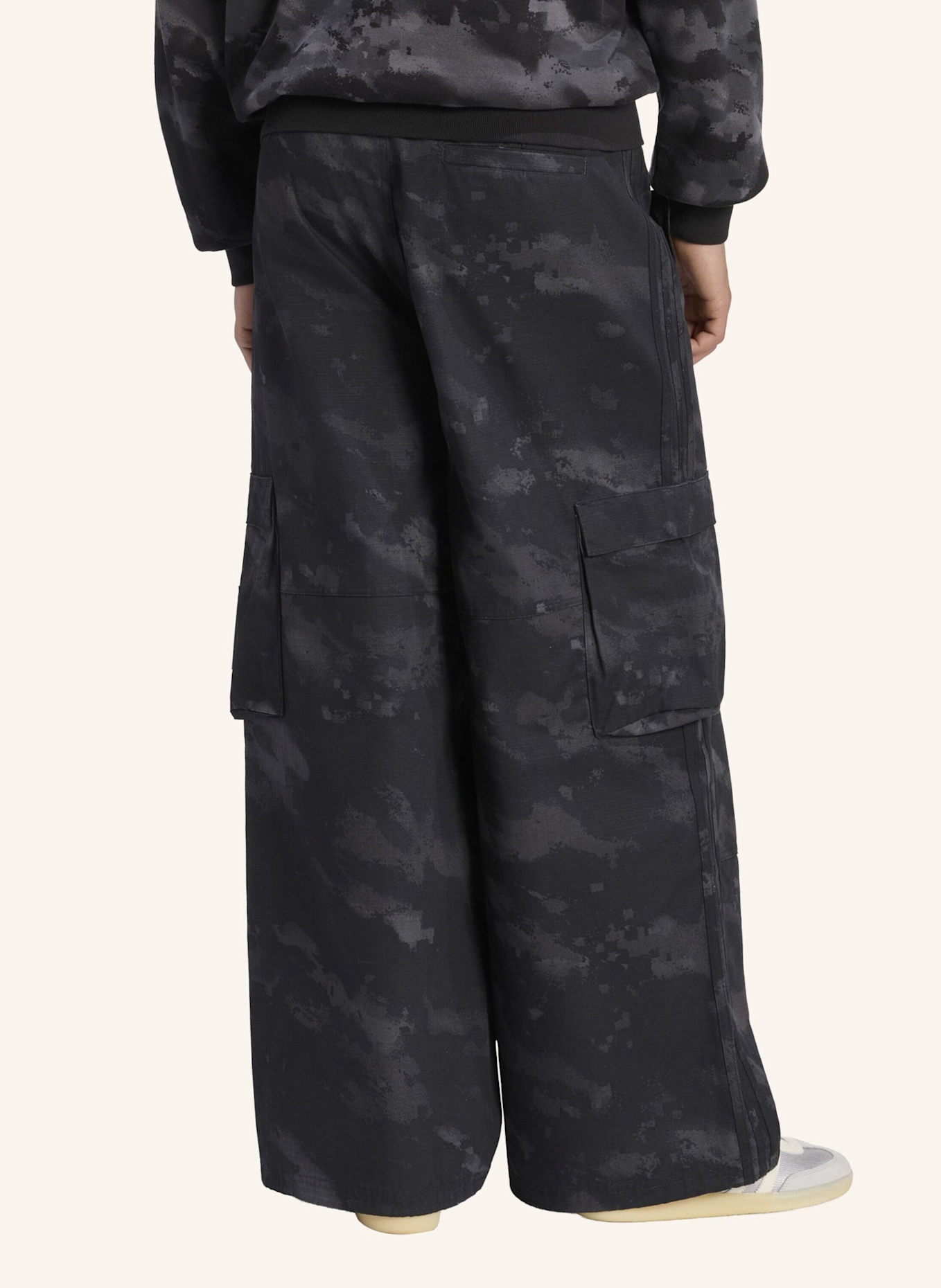 adidas Originals CAMO HOSE: SCHWARZ