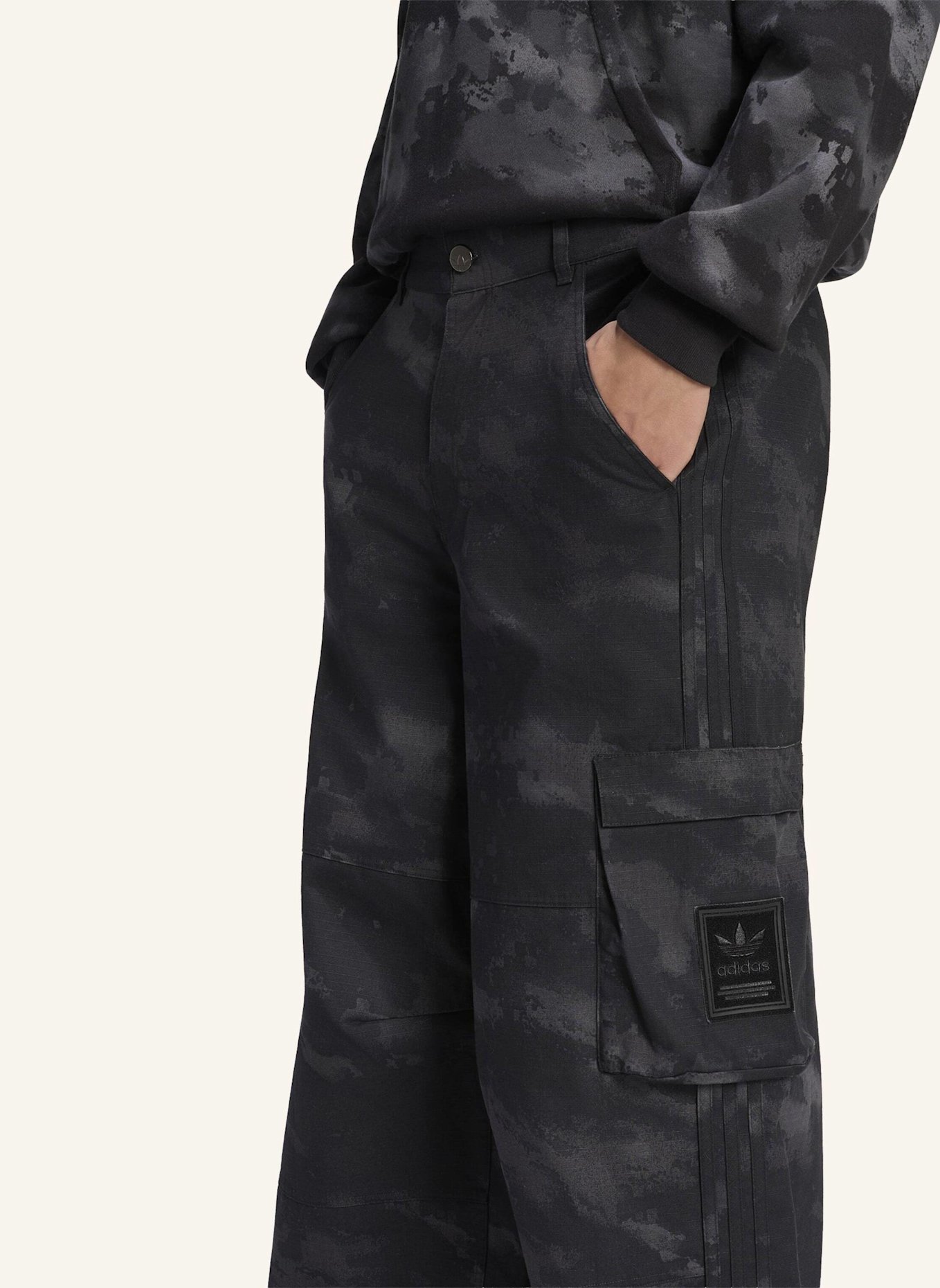 adidas Originals CAMO HOSE: SCHWARZ