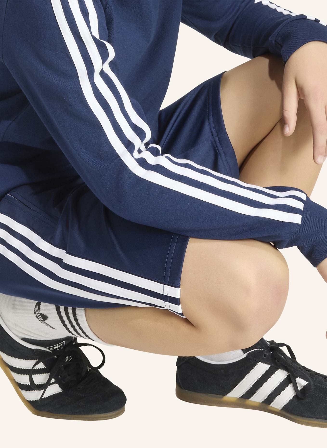 adidas Originals FIREBIRD SHORTS: BLAU