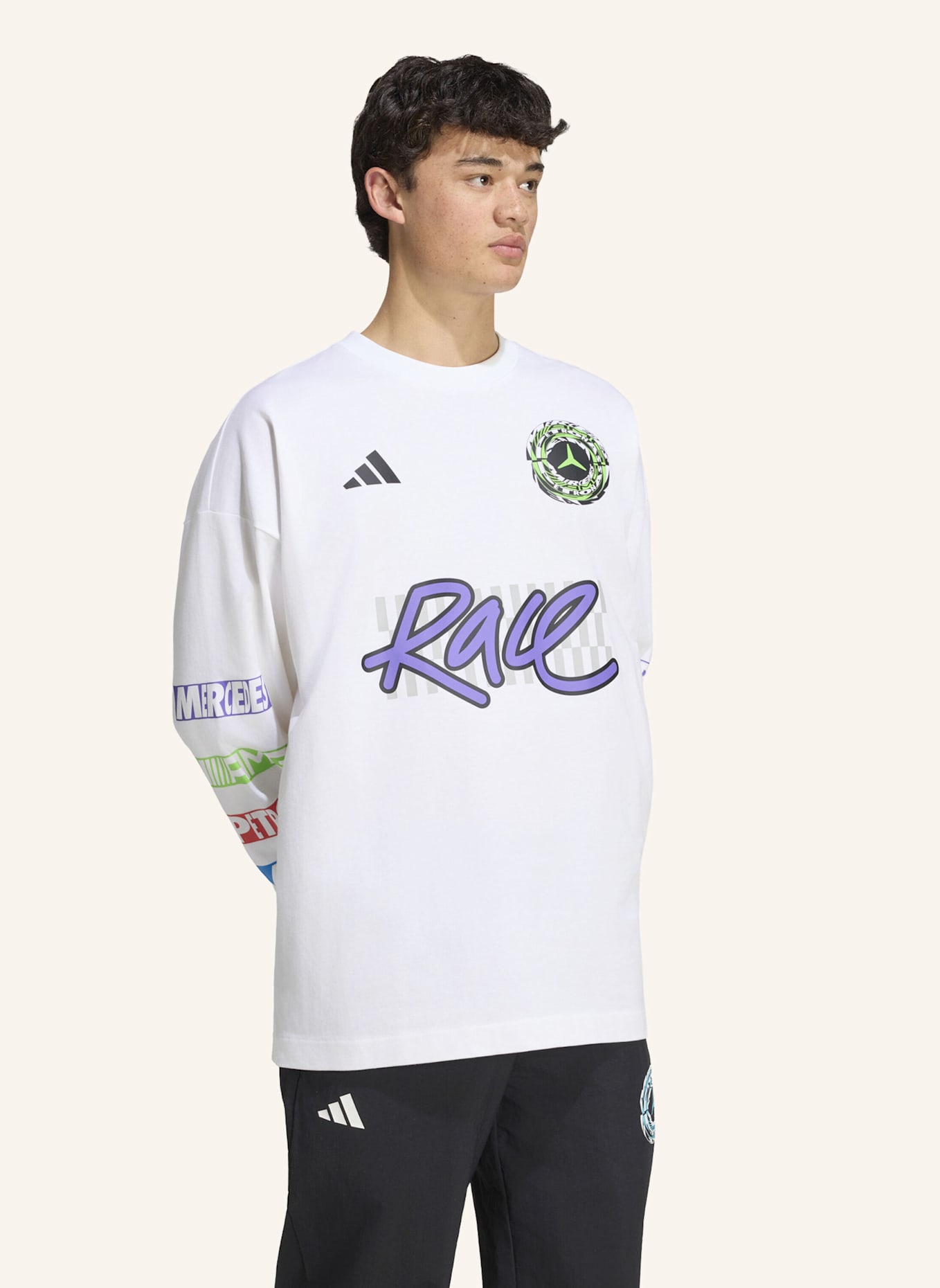 adidas MERCEDES – AMG PETRONAS FORMULA 1 TEAM LIGHTS ON LONGSLEEVE T-SHIRT: WEISS