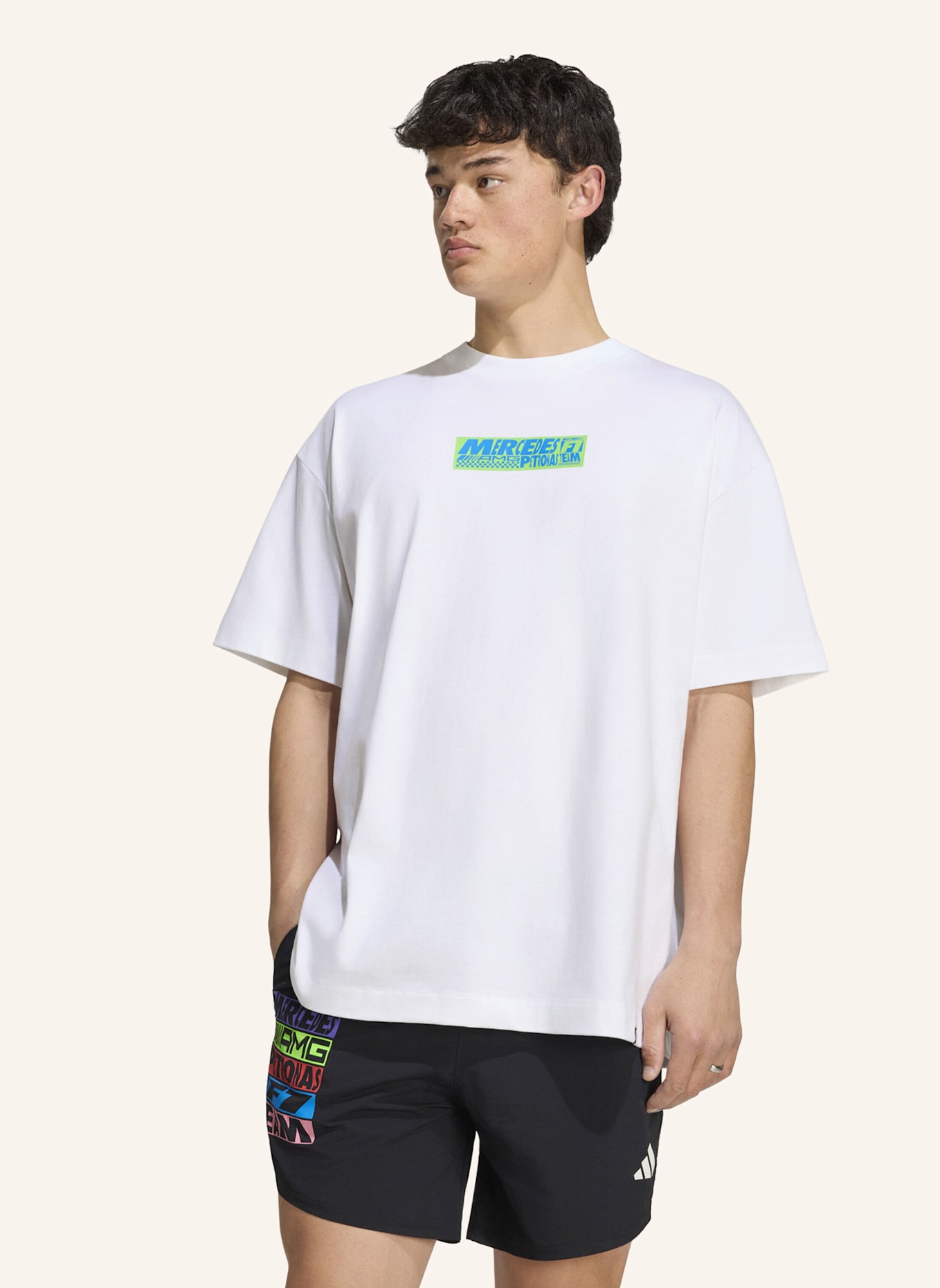 adidas MERCEDES – AMG PETRONAS FORMULA 1 TEAM LIGHTS ON T-SHIRT: WEISS