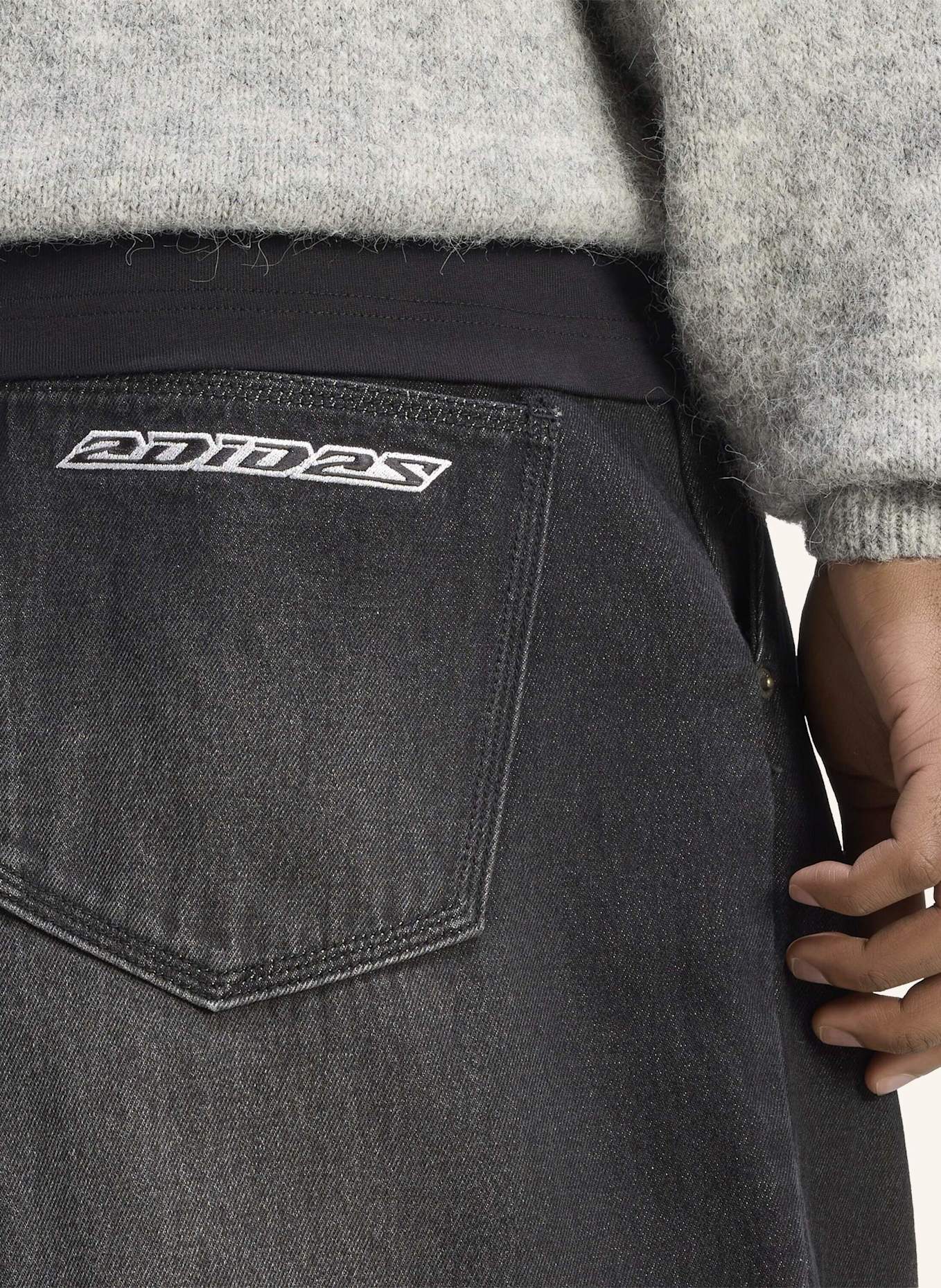 adidas Originals JEANS, MITTELHOCH, WEITES BEIN: SCHWARZ