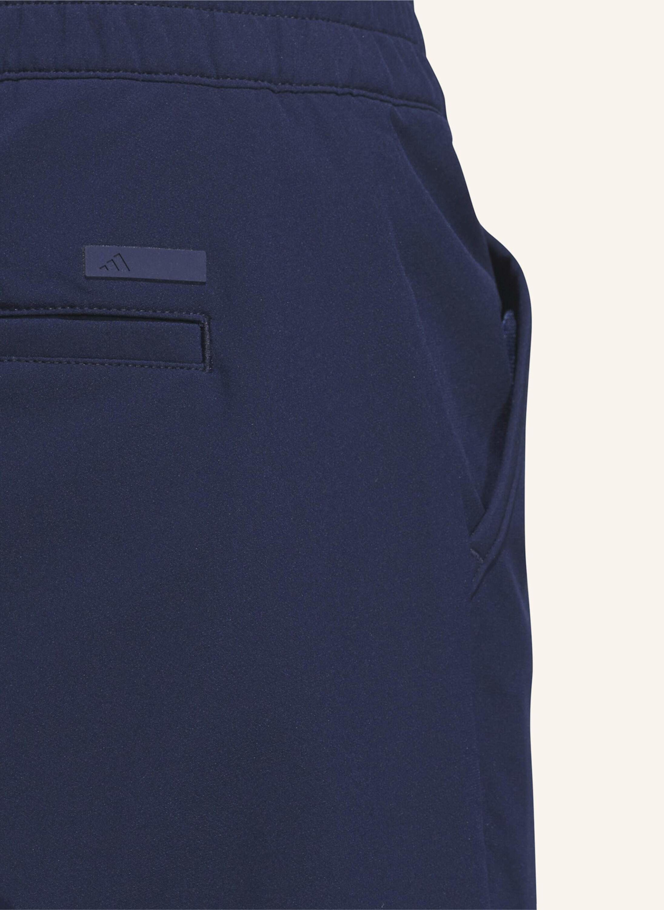 adidas WOMEN'S ULTIMATE365 BERMUDA SHORTS: BLAU