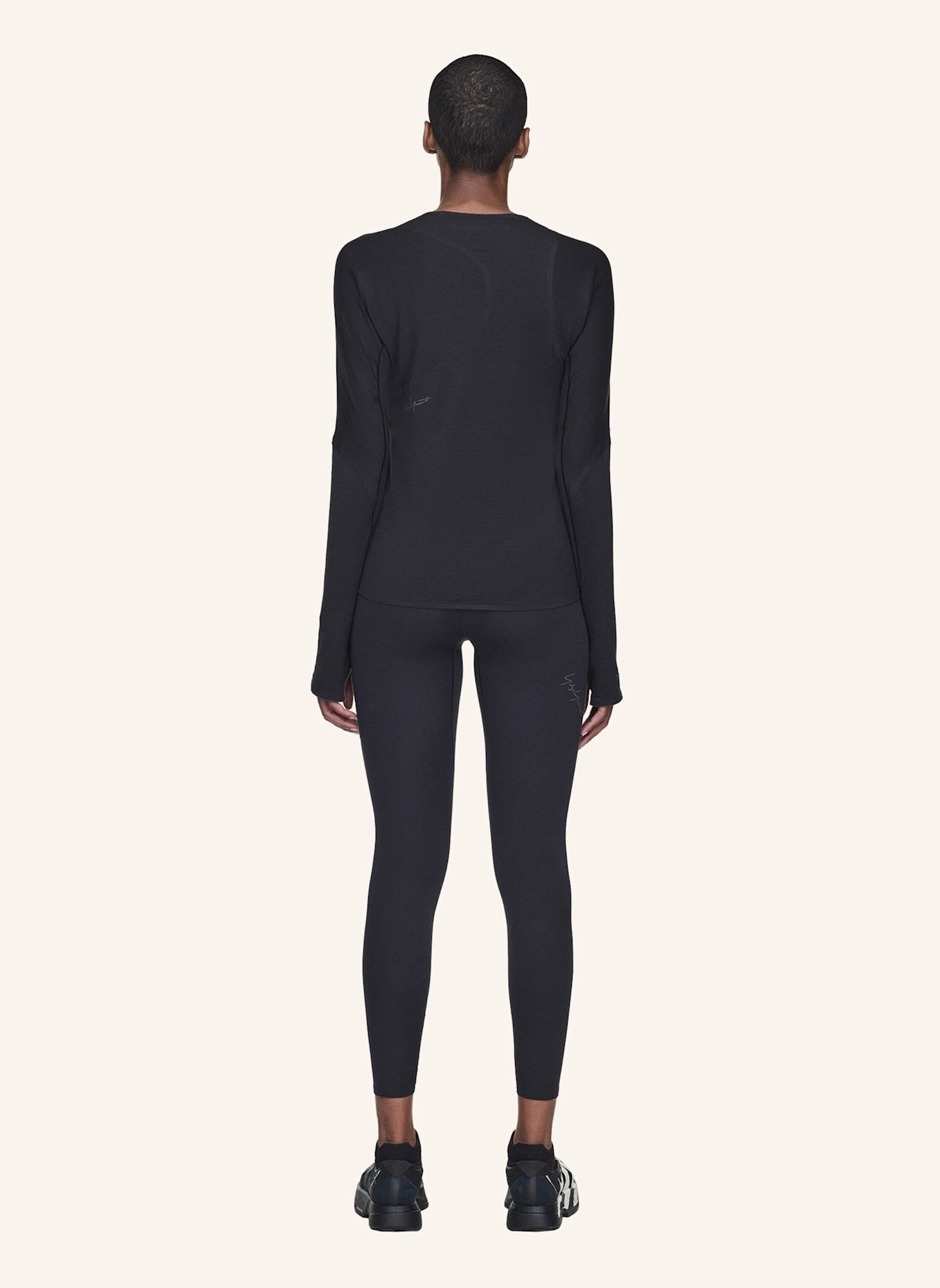 Y-3 Y-3 RUNNING LONG SLEEVE TEE: SCHWARZ