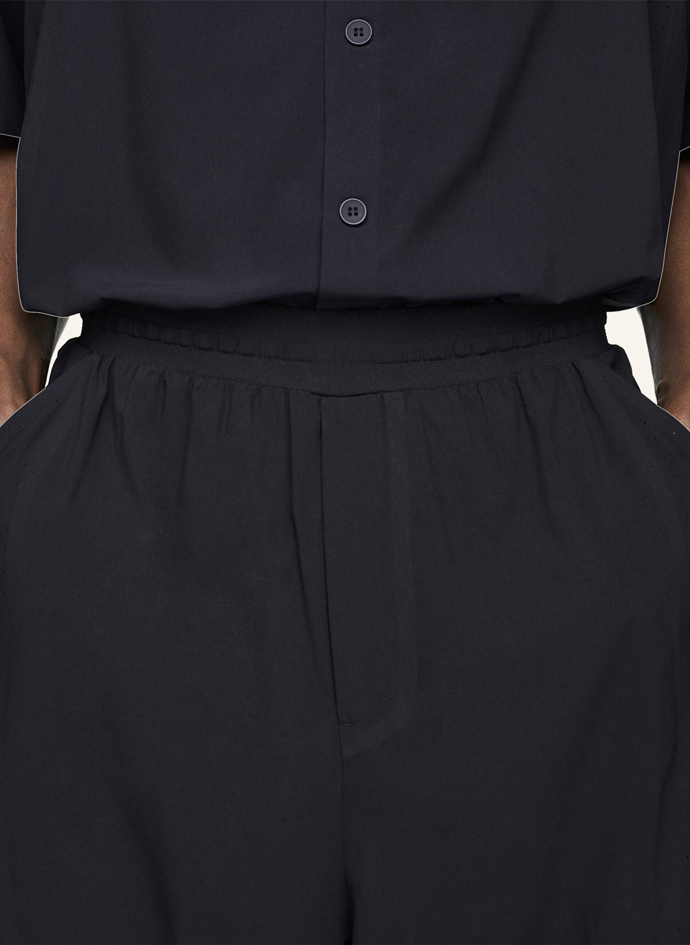 Y-3 Y-3 ULTRALIGHT WOVEN SHORTS: SCHWARZ