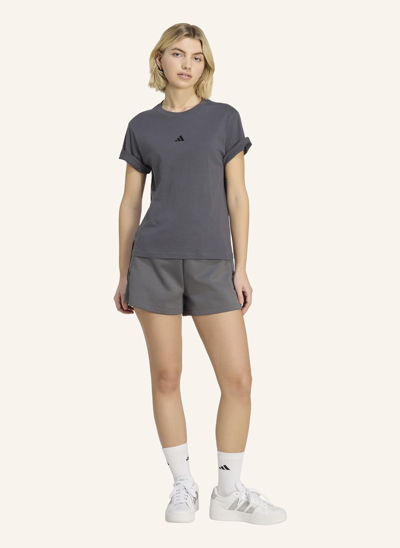 adidas ADIDAS Z.N.E. SHORTS: GRAU