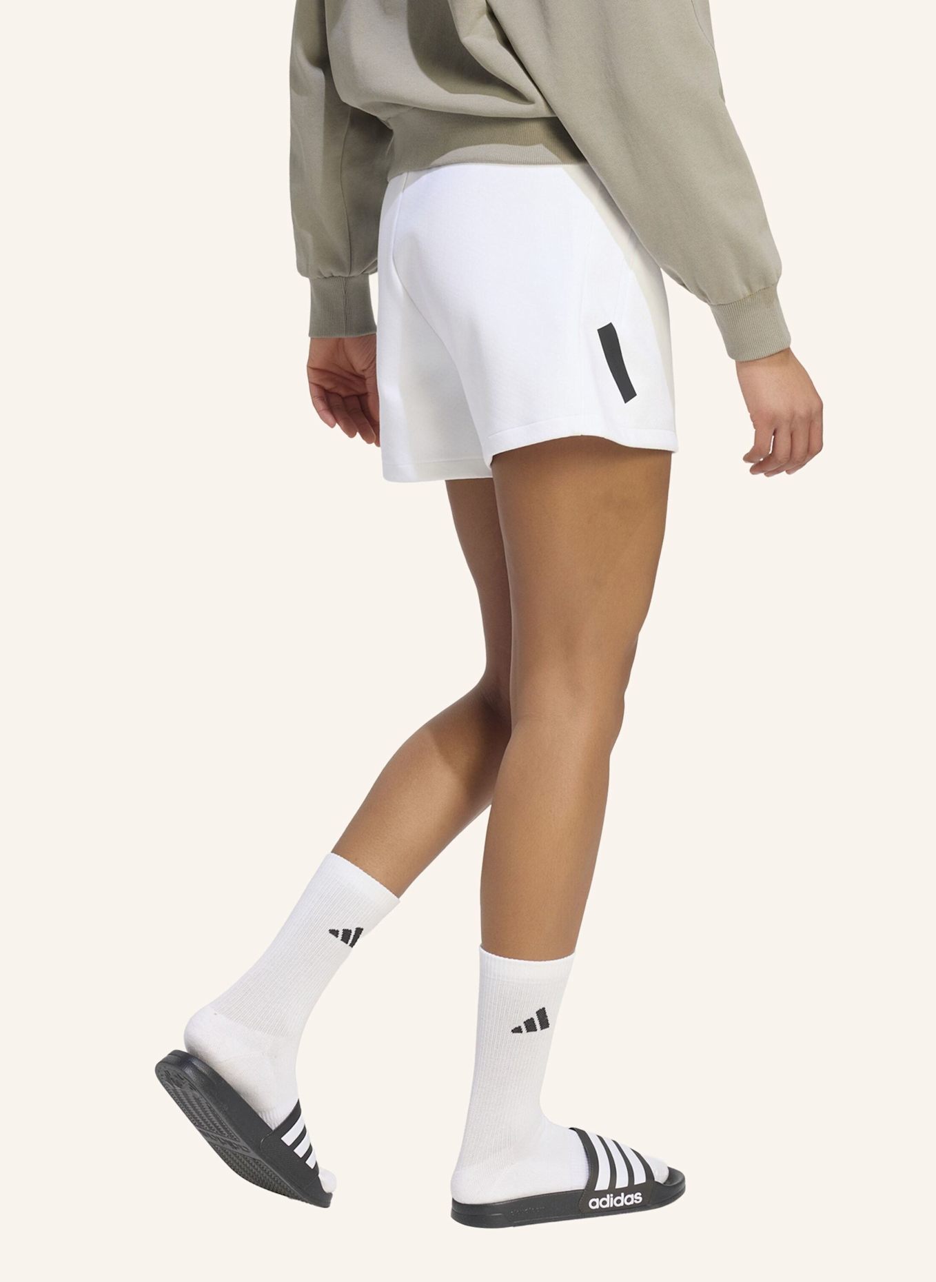 adidas ADIDAS Z.N.E. SHORTS: WEISS