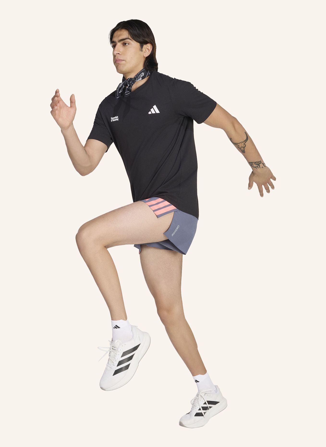 adidas ADIZERO RUNNING GEL POCKET SHORTS: GRAU