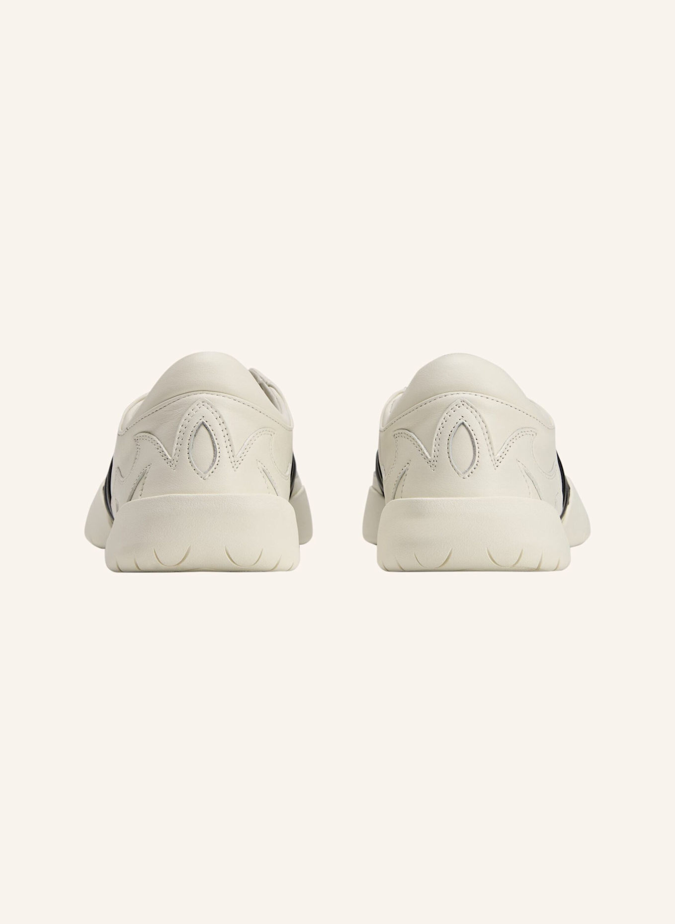 Y-3 Y-3 REGU MARY JANE SCHUH: WEISS/ SCHWARZ