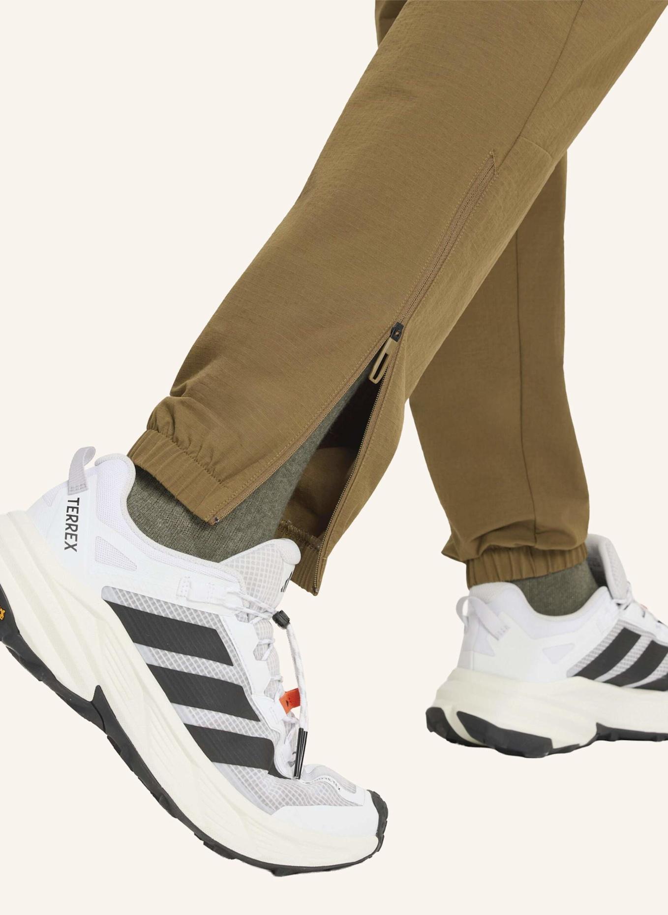 adidas TERREX TERREX XPERIOR UTILITAS CLIMA365 ZIP-OFF-HOSE: BRAUN
