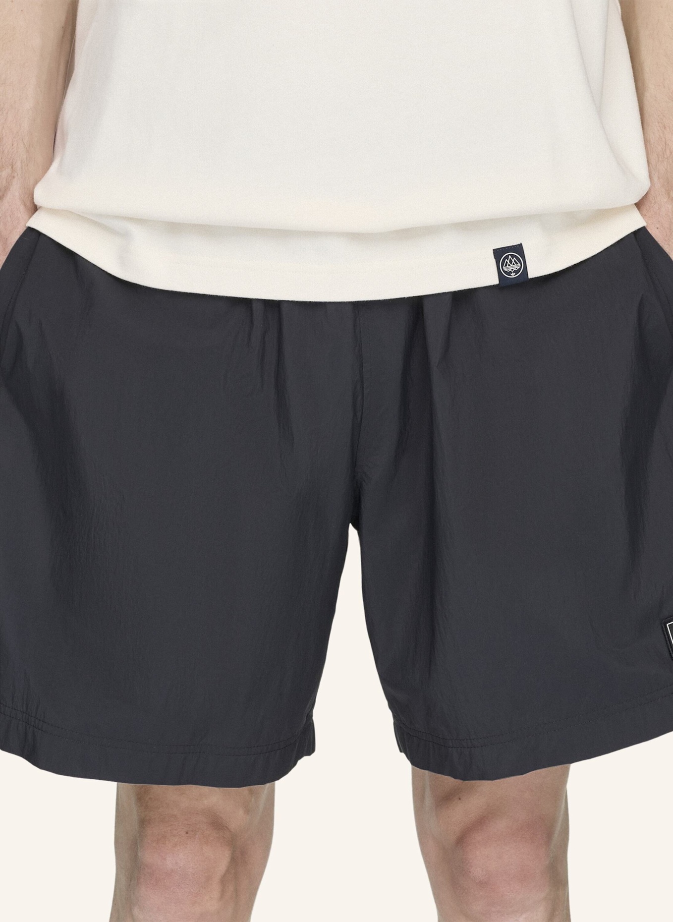 adidas Originals HUDSWELL SPZL SHORTS: SCHWARZ