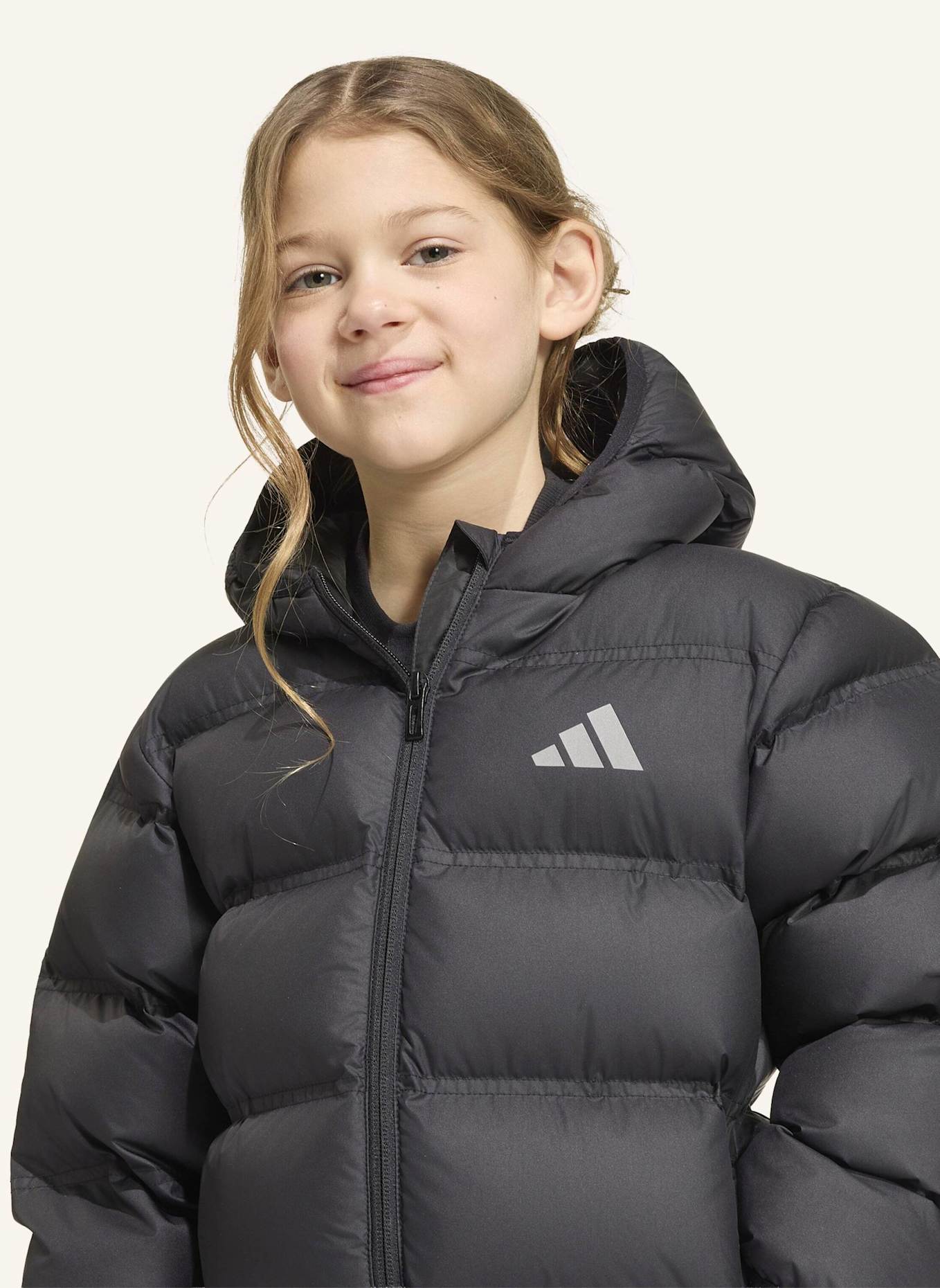 adidas JACKE, KUNSTDAUNEN: SCHWARZ/ SILBER