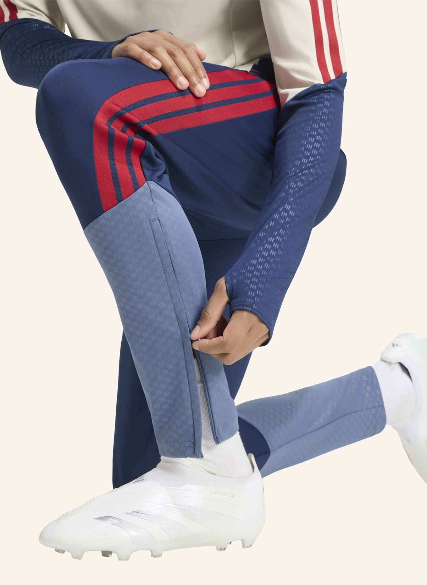 adidas FC BAYERN MÜNCHEN 26/27 TRAININGSHOSE: BLAU