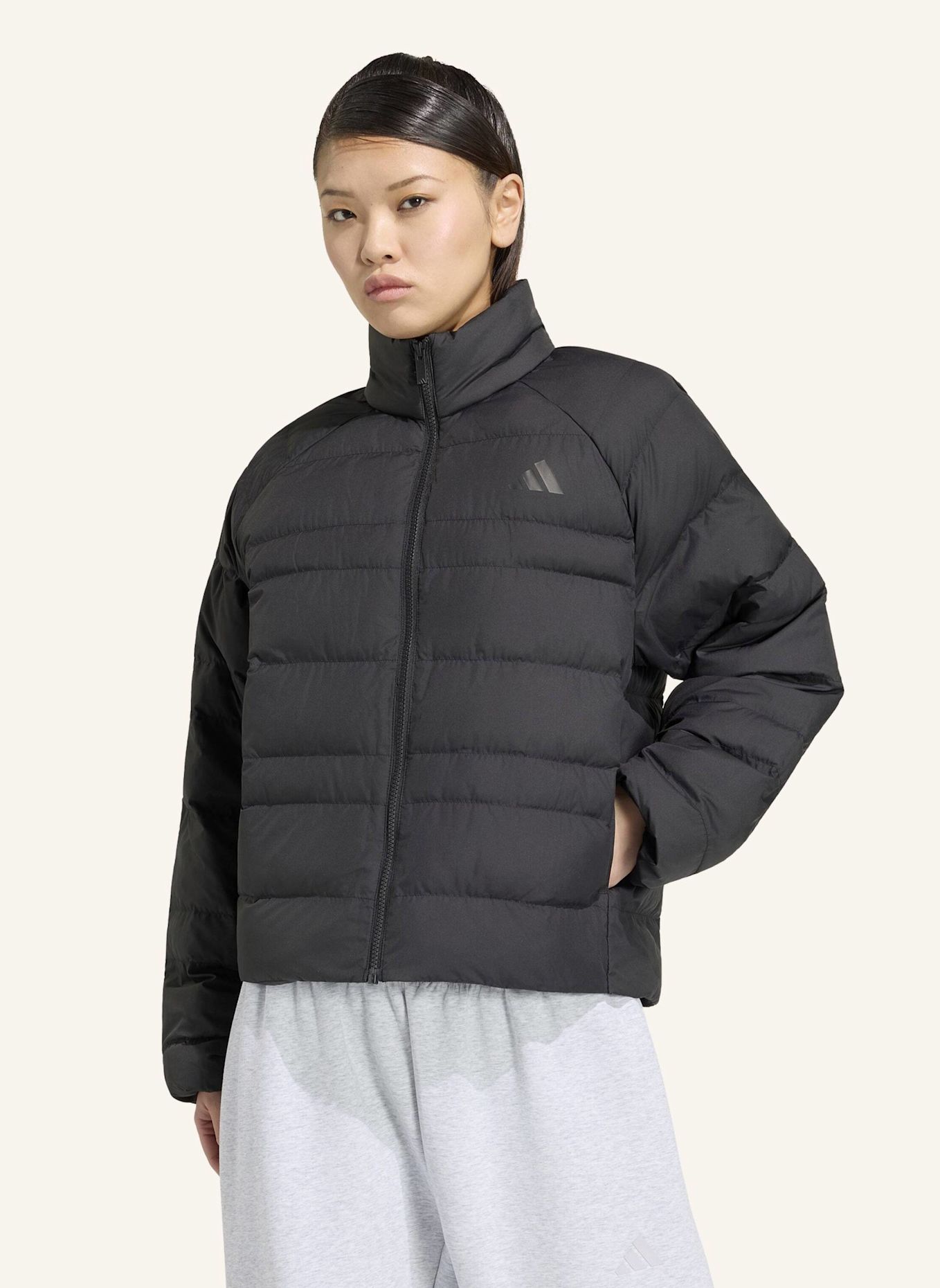 adidas ESSENTIALS PACKABLE ISOLATIONSJACKE: SCHWARZ
