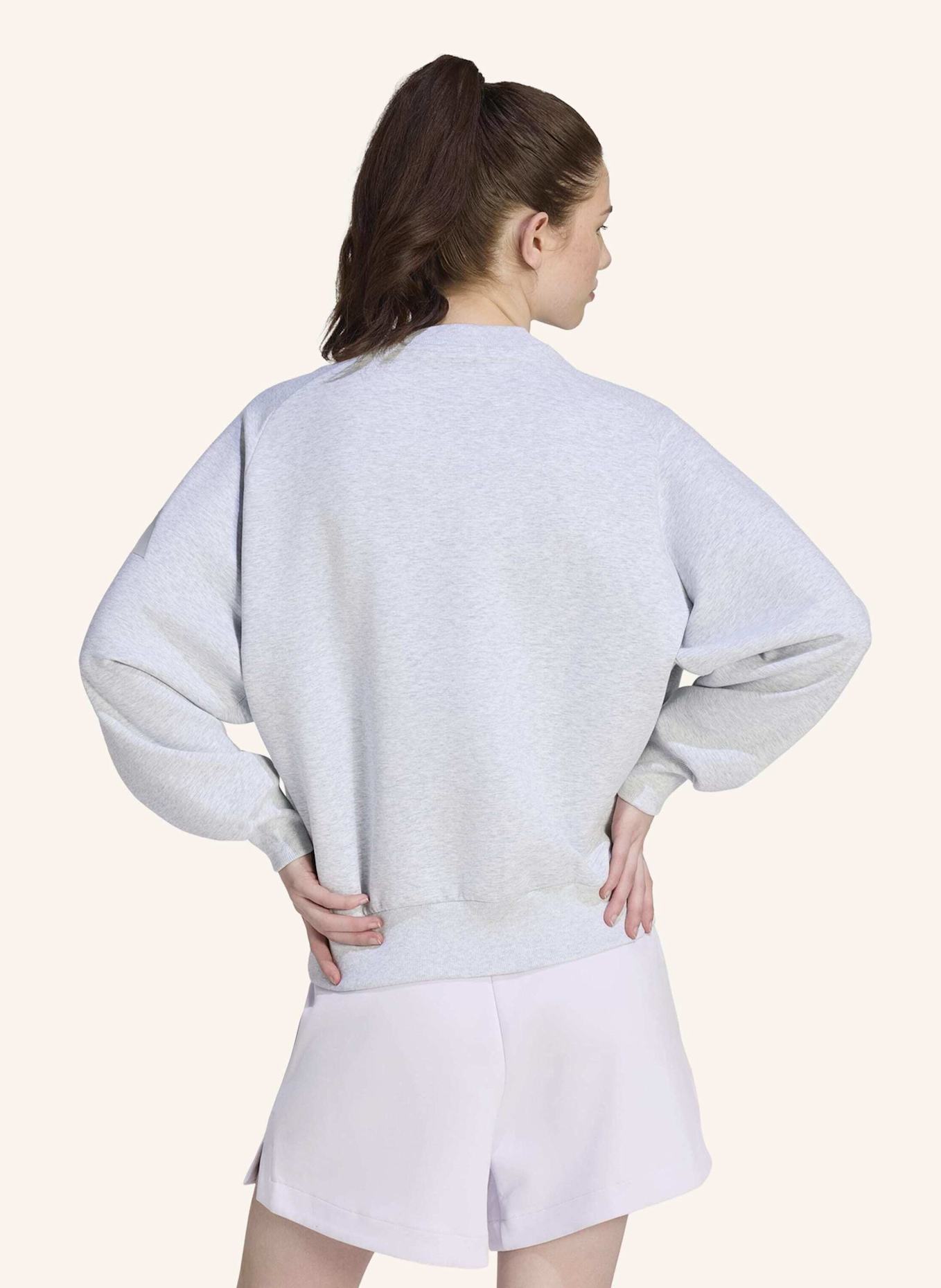 adidas SOFT LUX SWEATSHIRT, LOCKER GESCHNITTEN: GRAU