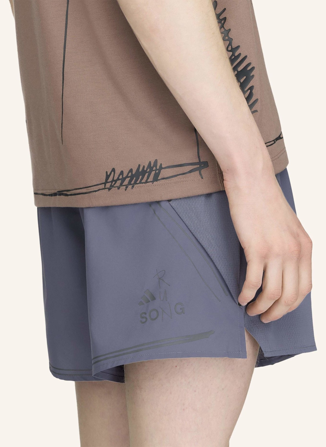 adidas ADI365 SFTM RUNNING SHORTS: SCHWARZ