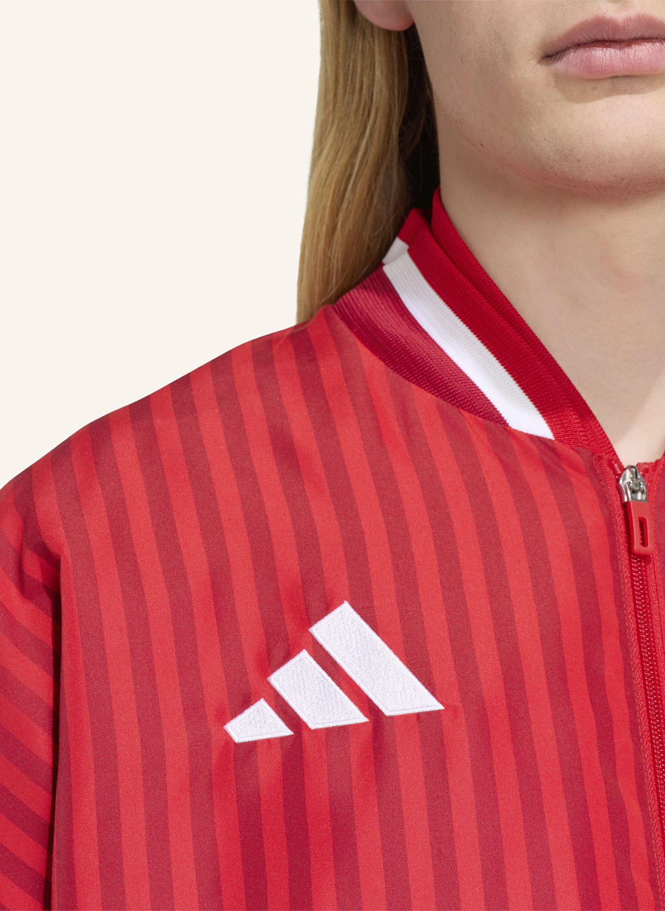 adidas FC BAYERN MÜNCHEN STADIUM TRAININGSJACKE: ROT