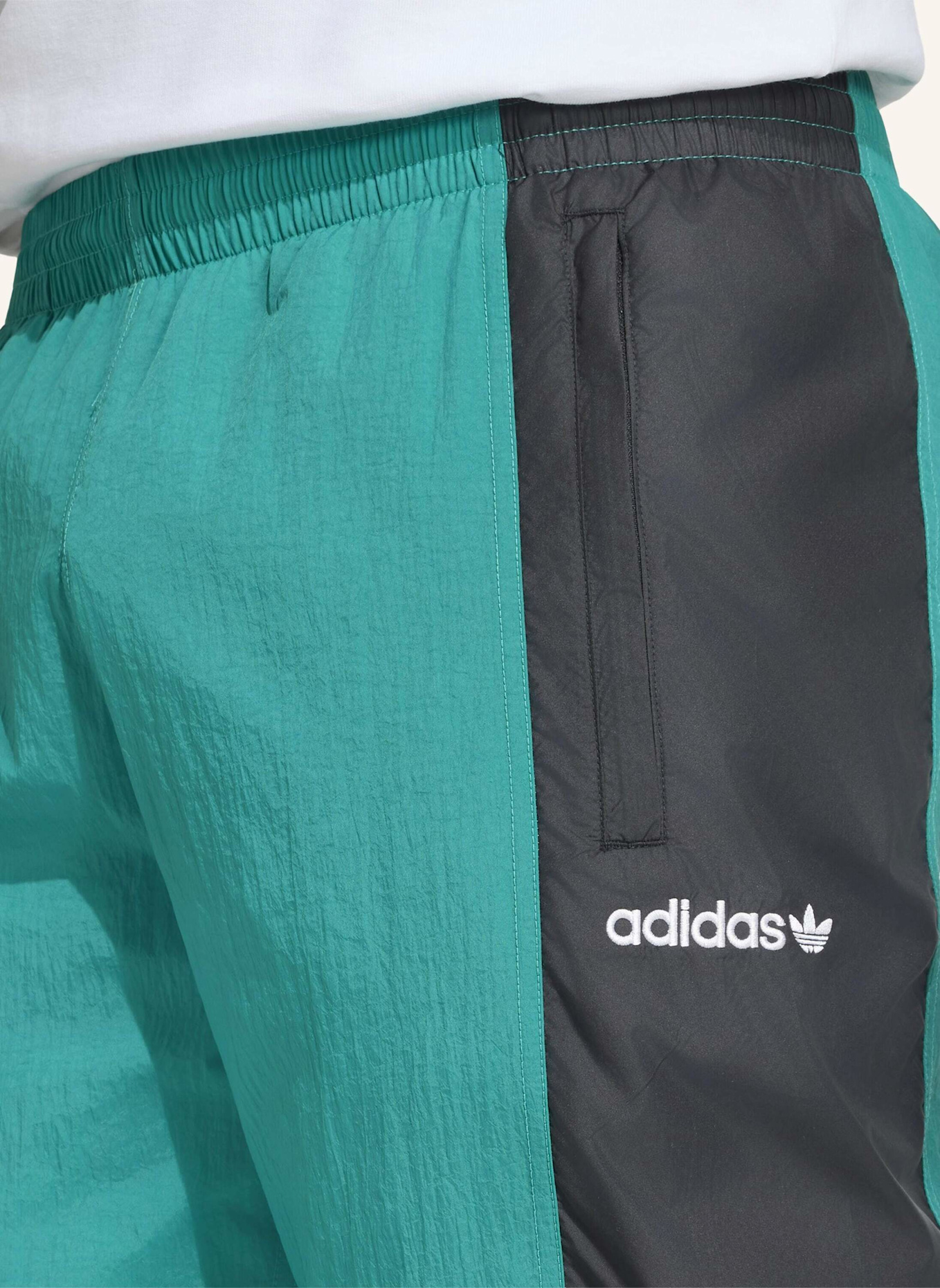 adidas DEUTSCHLAND EQT TRAININGSHOSE: GRÜN