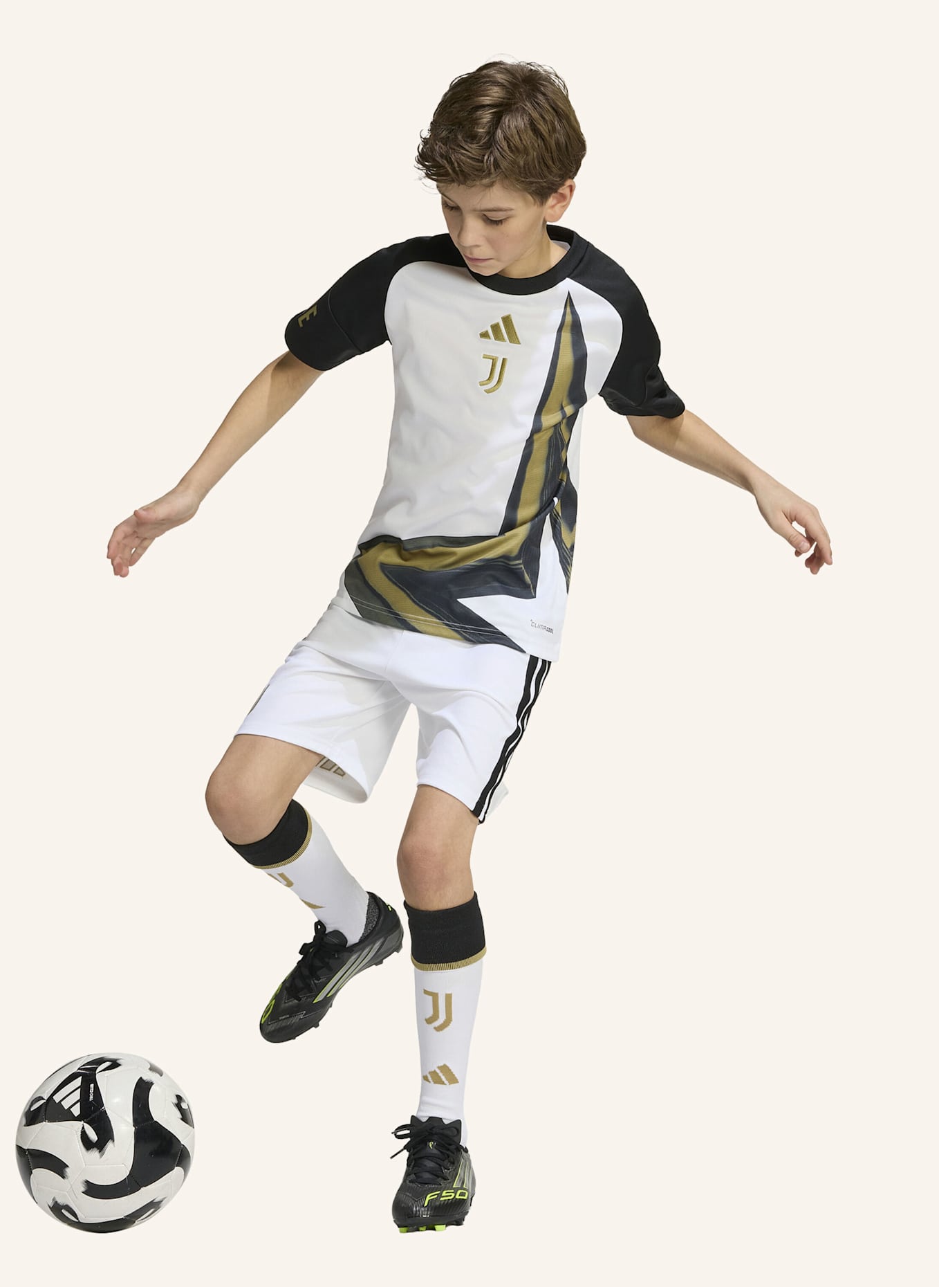 adidas JUVENTUS TURIN 26/27 KIDS PRE-MATCH SHIRT: WEISS/ SCHWARZ
