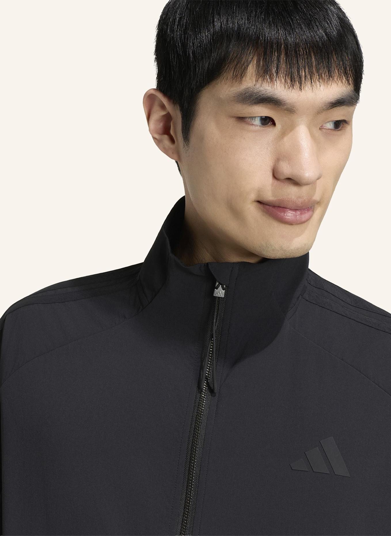 adidas CITY TECH 3-STREIFEN TRAININGSJACKE: SCHWARZ