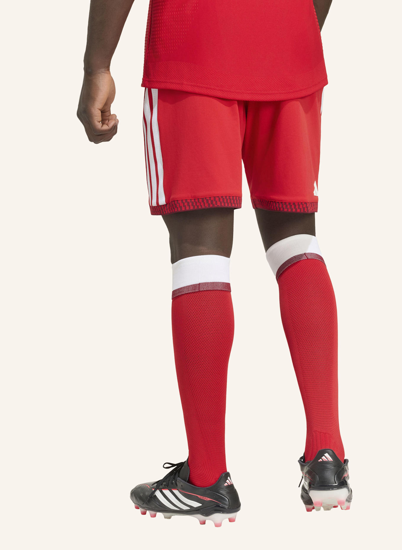 adidas FC ARSENAL 26/27 AUTHENTIC HEIMSHORTS: ROT/ WEISS