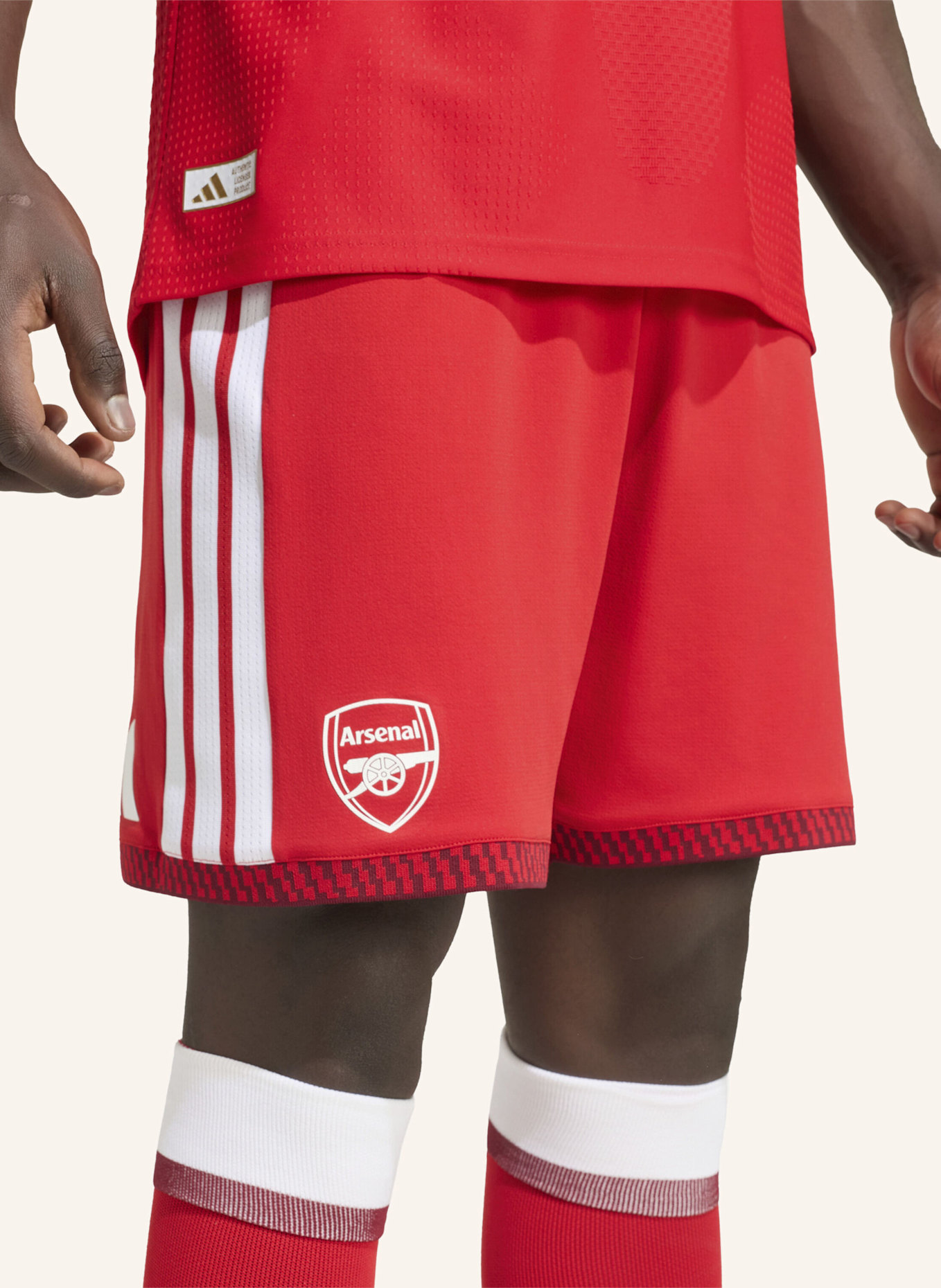 adidas FC ARSENAL 26/27 AUTHENTIC HEIMSHORTS: ROT/ WEISS
