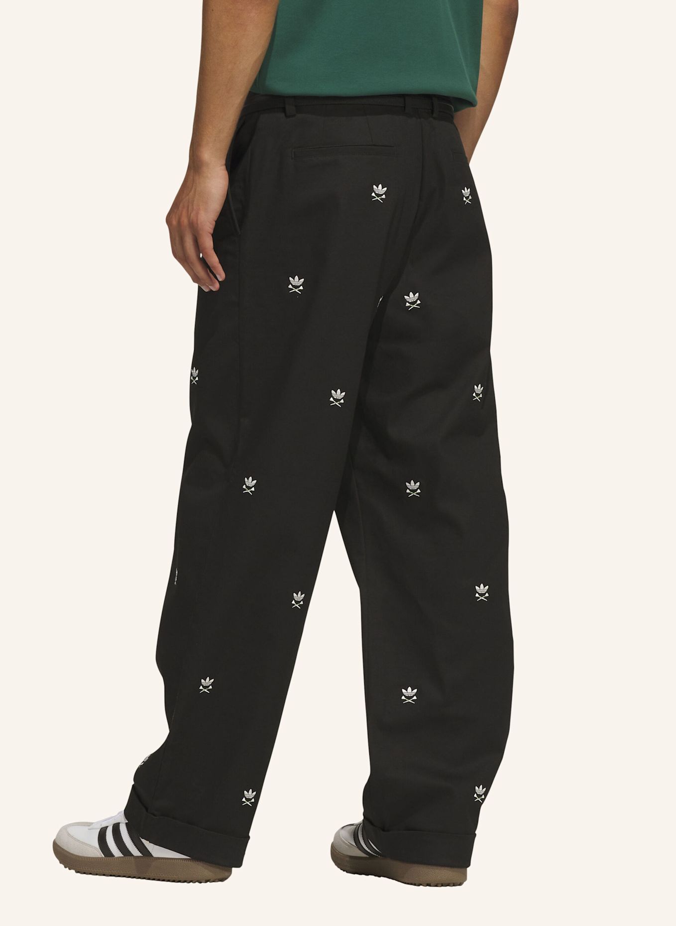 adidas Originals ORIGINALS LOOSE HOSE, BESTICKT: SCHWARZ