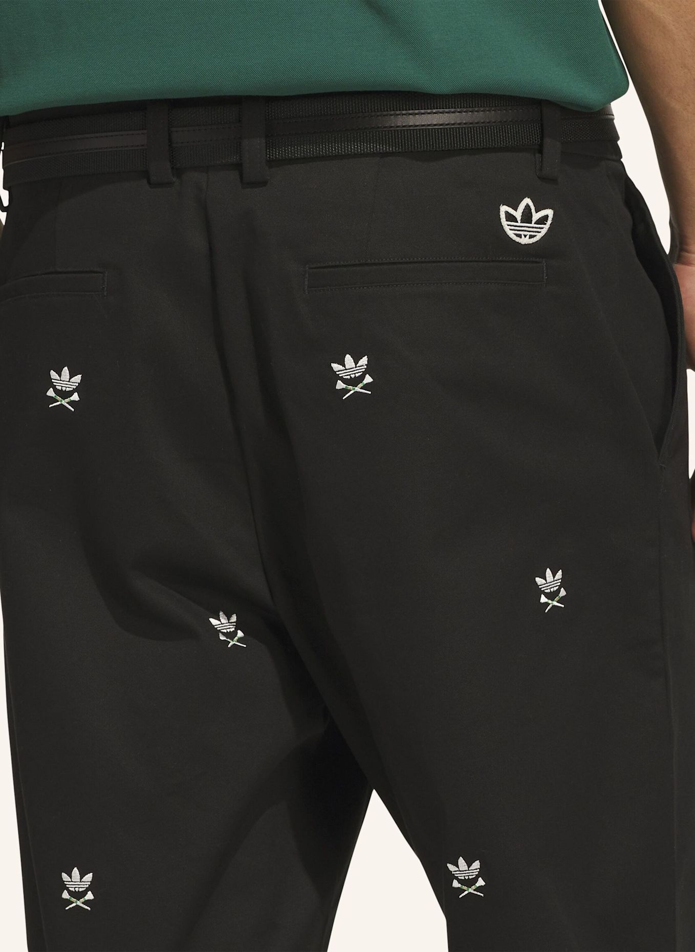 adidas Originals ORIGINALS LOOSE HOSE, BESTICKT: SCHWARZ