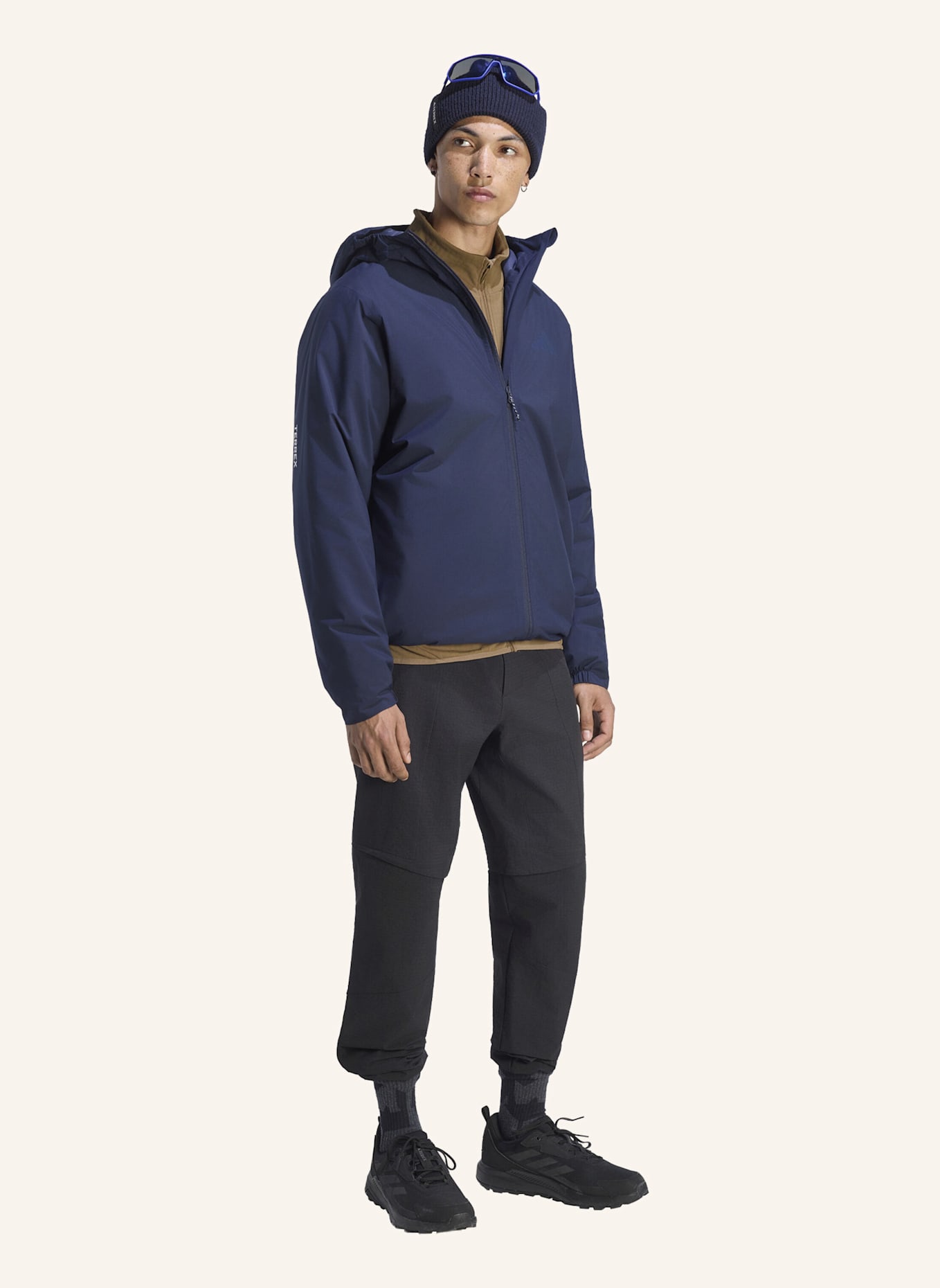 adidas TERREX TERREX MULTI ESSENTIALS CLIMAPROOF KAPUZENJACKE, ISOLIEREND: BLAU
