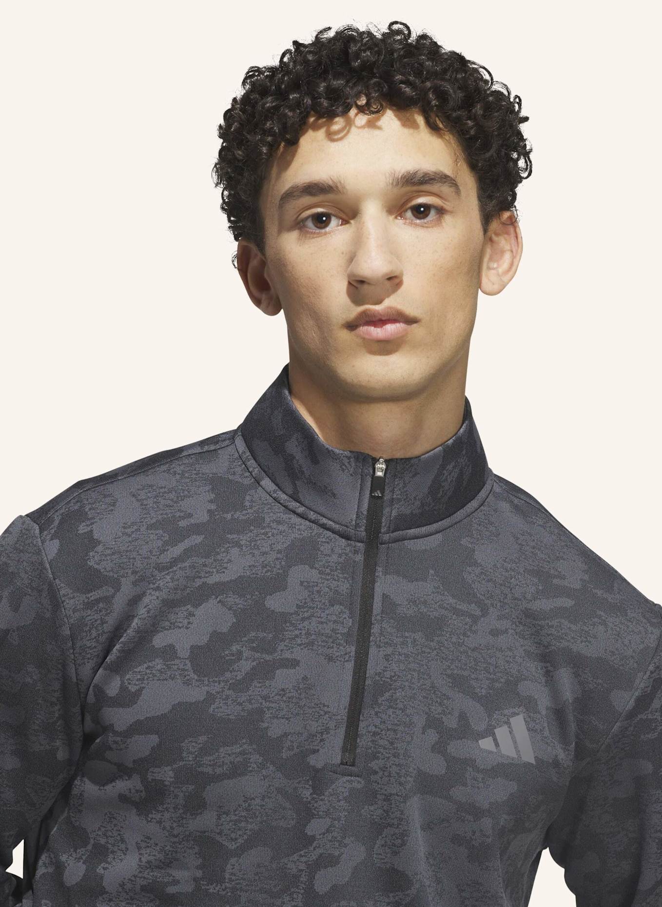 adidas ULTIMATE365 SWEATSHIRT MIT REISSVERSCHLUSS BIS ZUR BRUST, STRAPAZIERFÄHIG UND WASSERABWEISEND: SCHWARZ