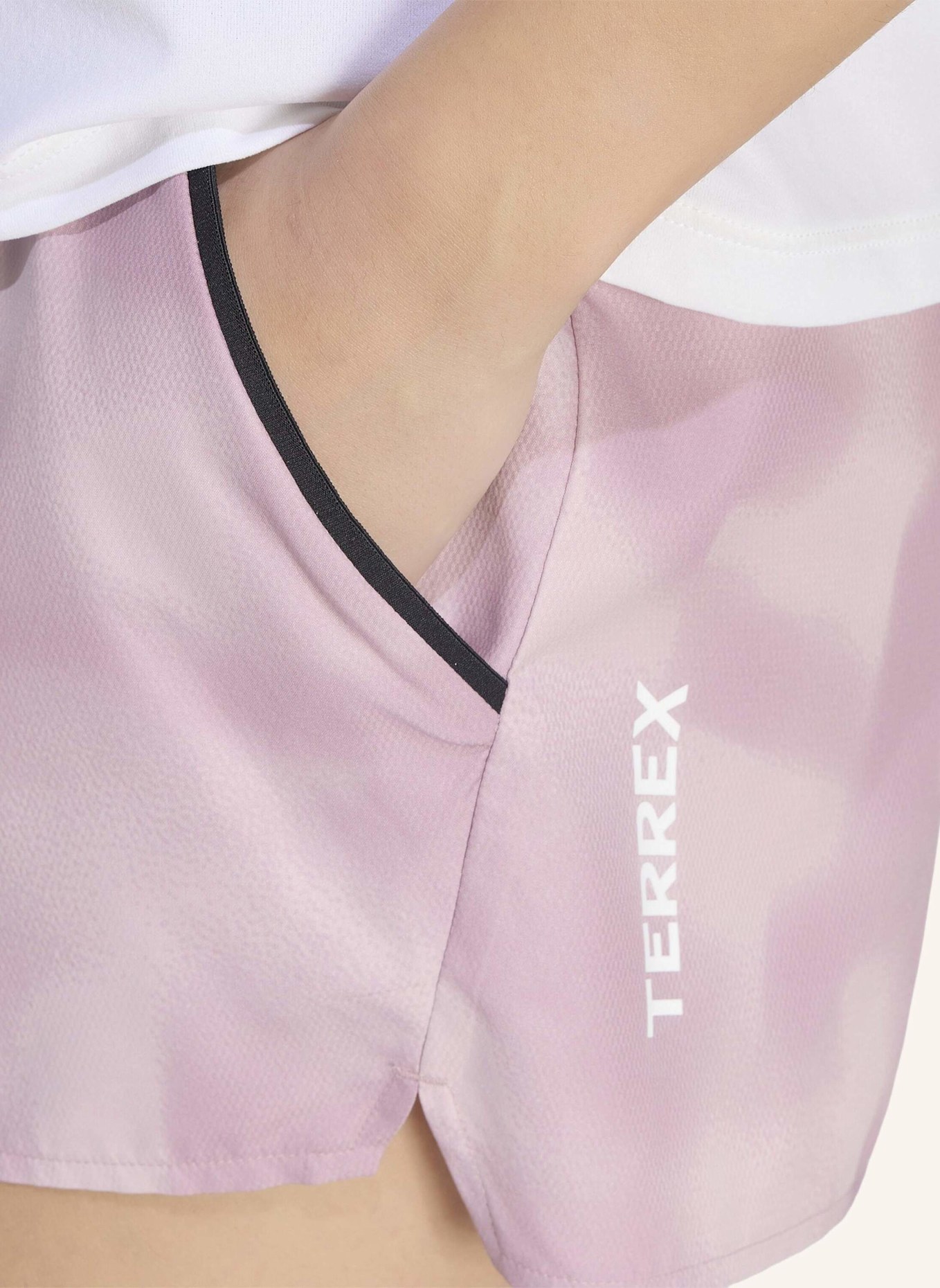 adidas TERREX TERREX MULTI LIGHT SHORTS: LILA