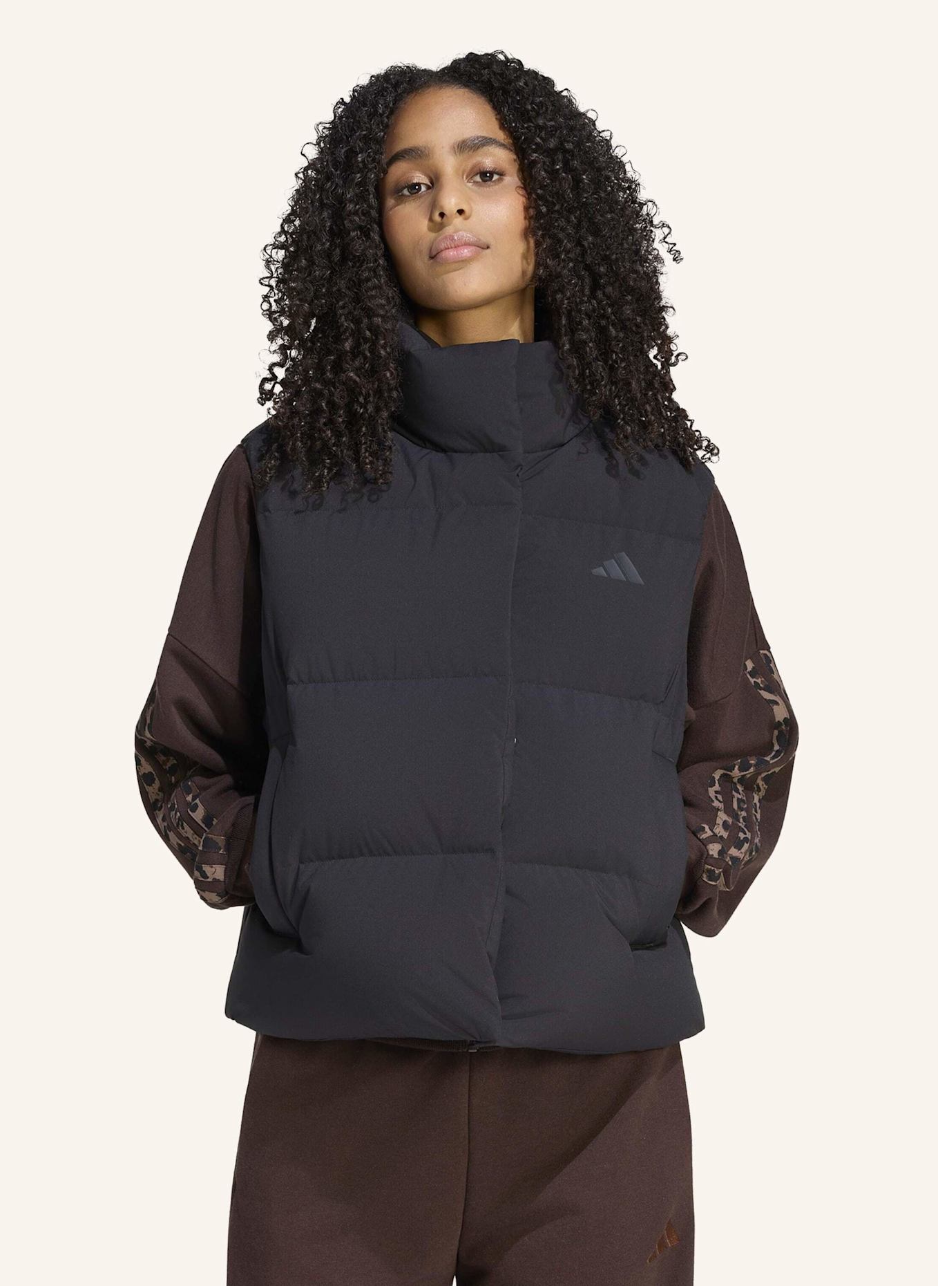 adidas HELIONIC PUFFER DAUNENWESTE: SCHWARZ