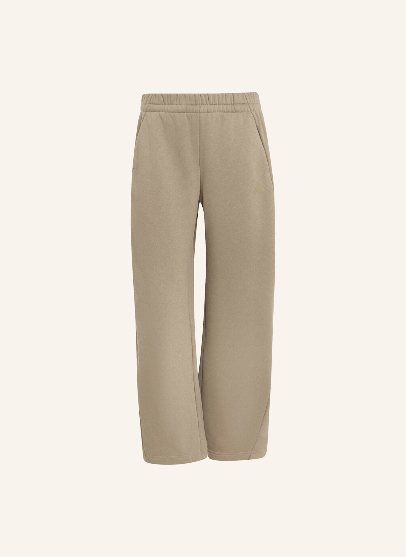 adidas ESSENTIALS CONTEMPORARY FLEECE HOSE MIT BARREL-BEIN: KHAKI