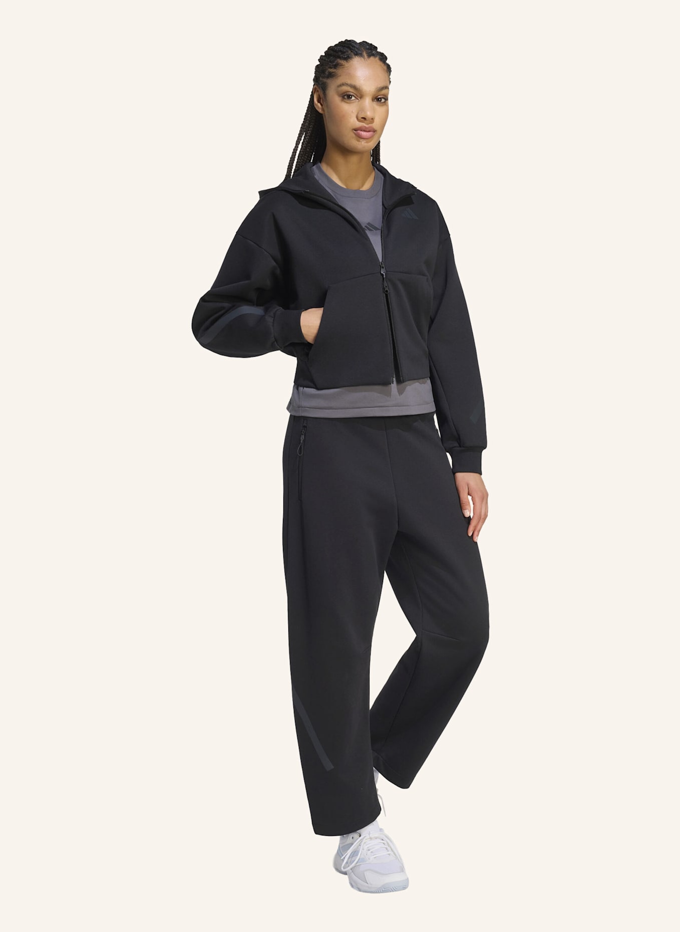 adidas ADIDAS Z.N.E. SWEATSHIRT, KÜRZER GESCHNITTEN, DURCHGEHENDER REISSVERSCHLUSS: SCHWARZ