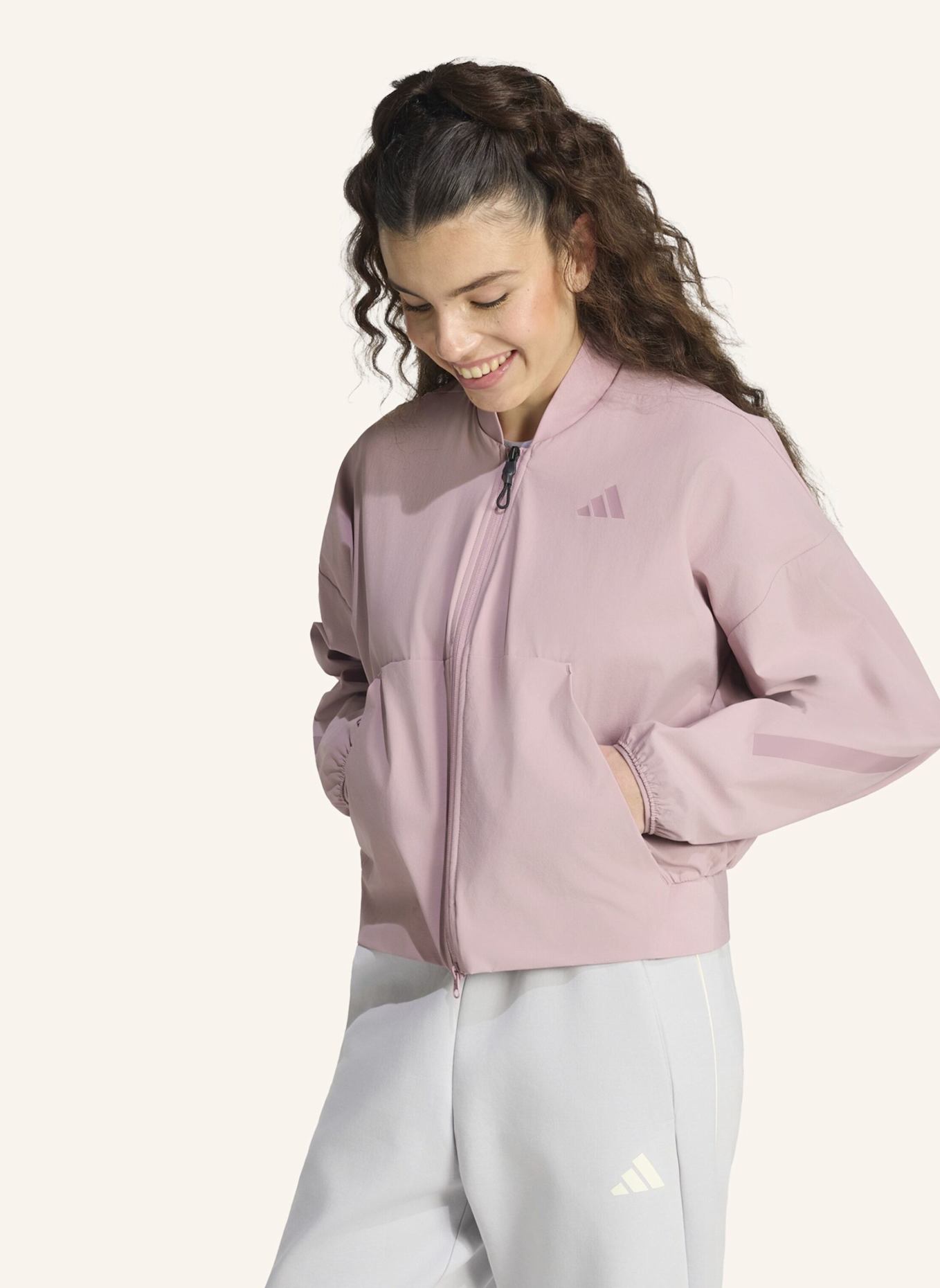 adidas ADIDAS Z.N.E. WOVEN BOMBERJACKE: LILA