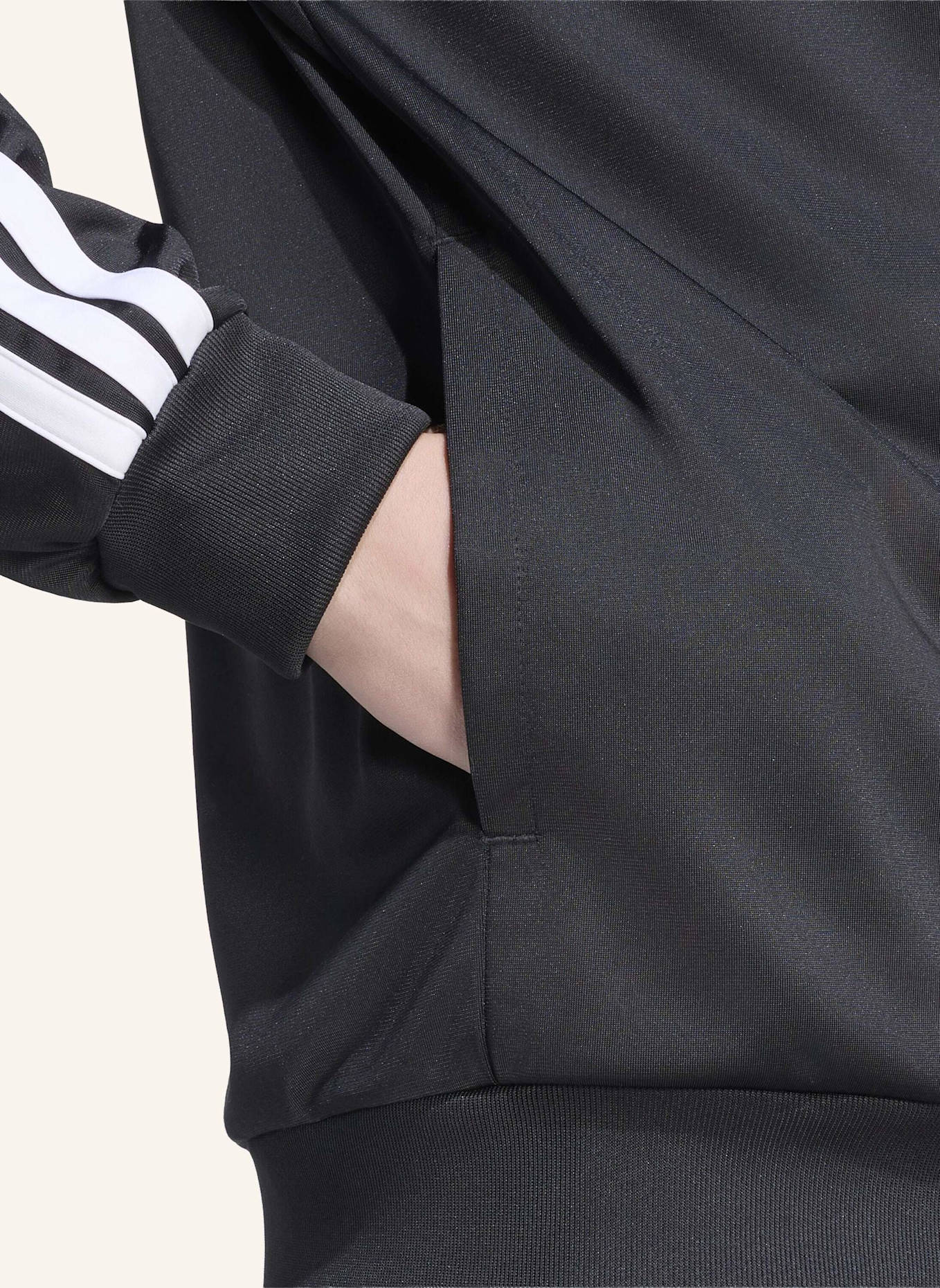 adidas JUVENTUS TURIN DNA TRAININGSJACKE: SCHWARZ