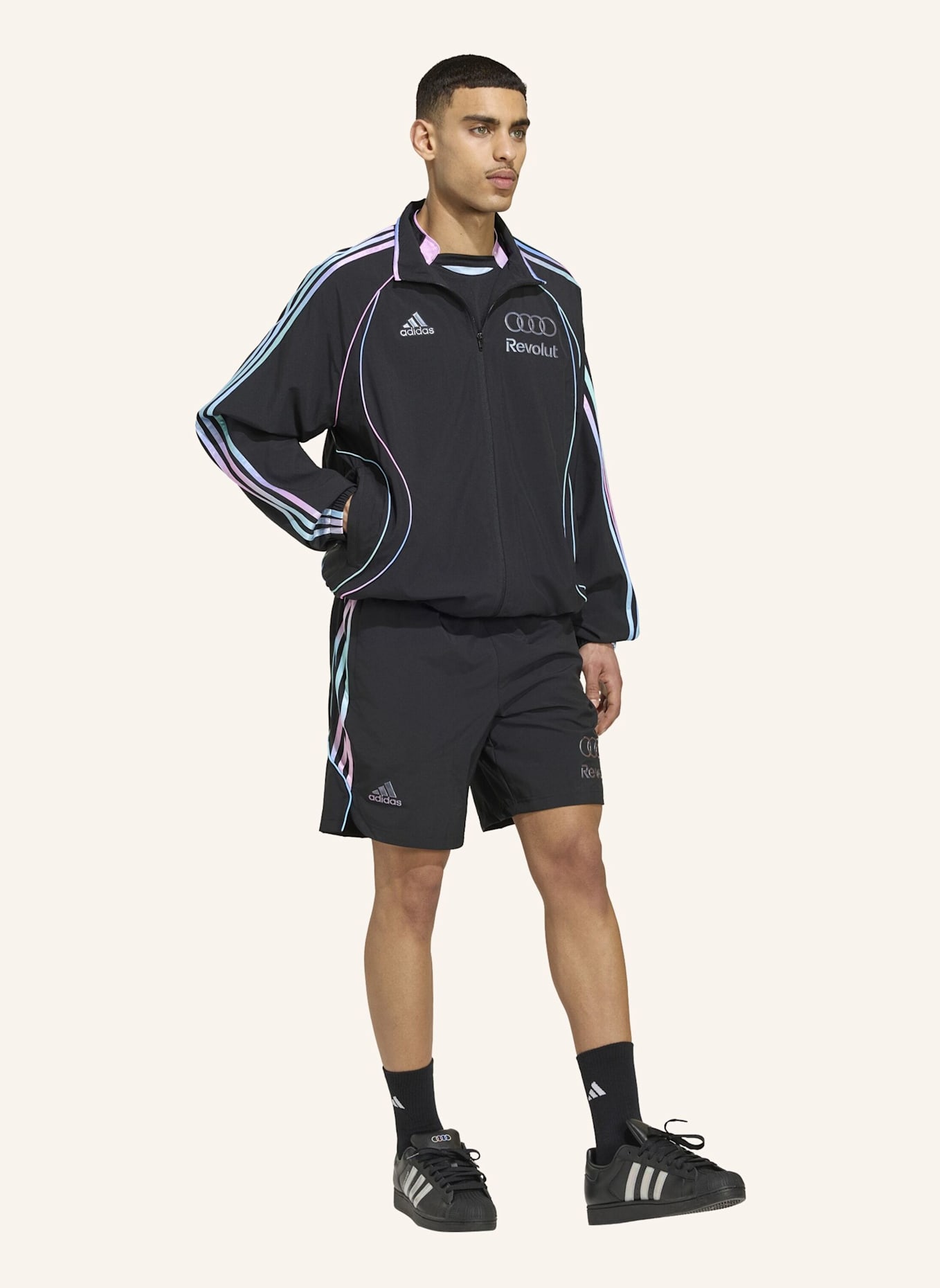adidas AUDI REVOLUT F1 TEAM TEAMGEIST TRAININGSJACKE: SCHWARZ