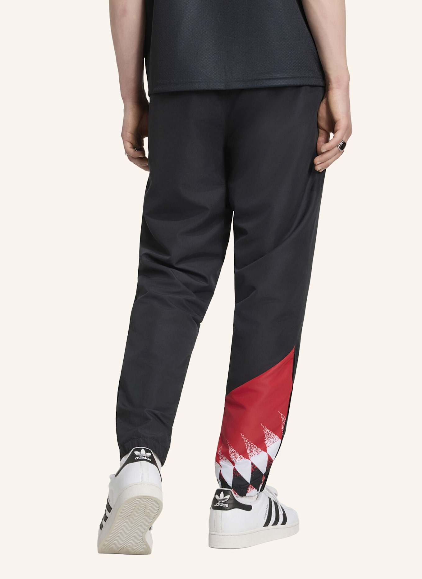 adidas MANCHESTER UNITED STADIUM HOSE: SCHWARZ